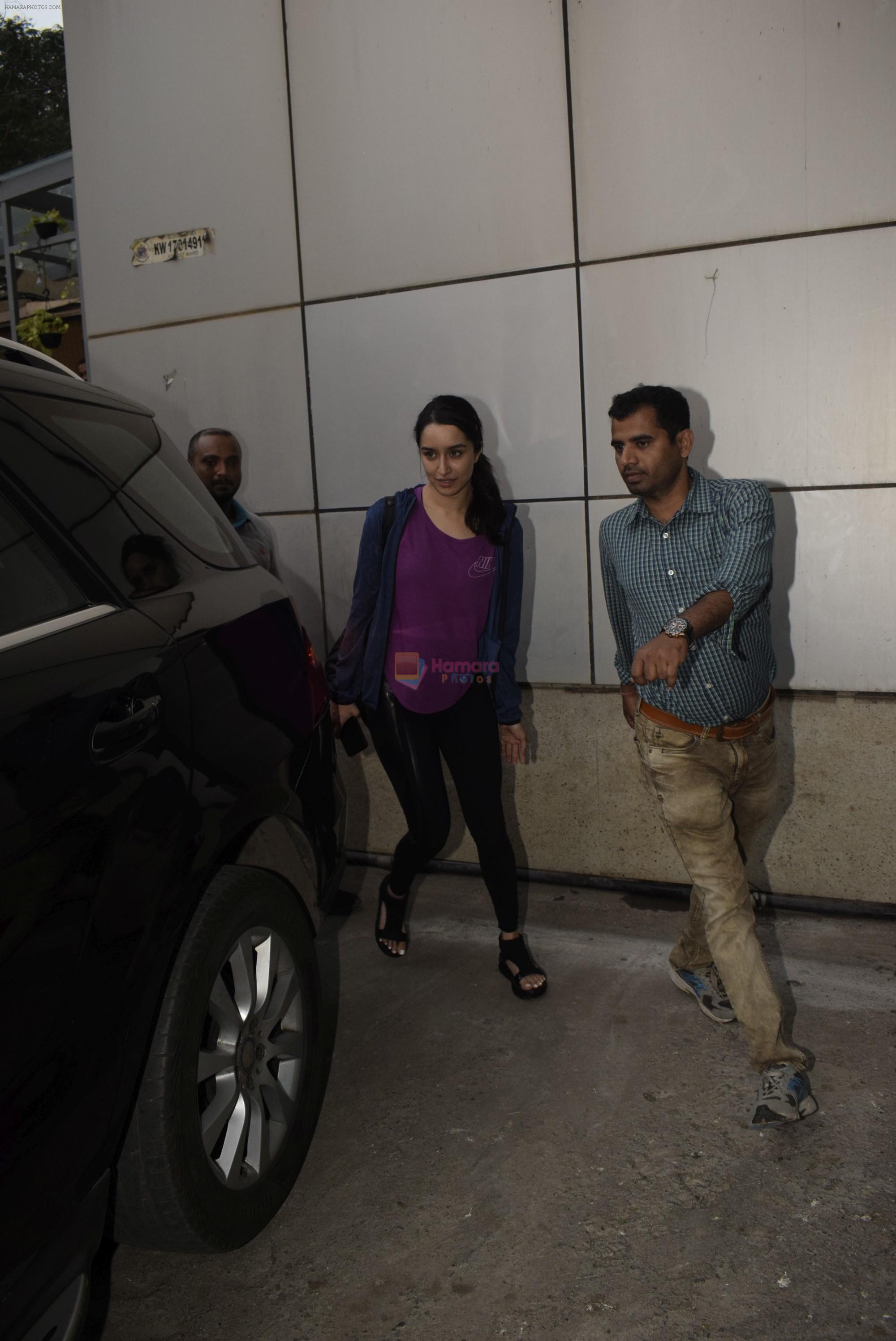 Shraddha Kapoor spotted at dance class in Andheri on 5th Feb 2019