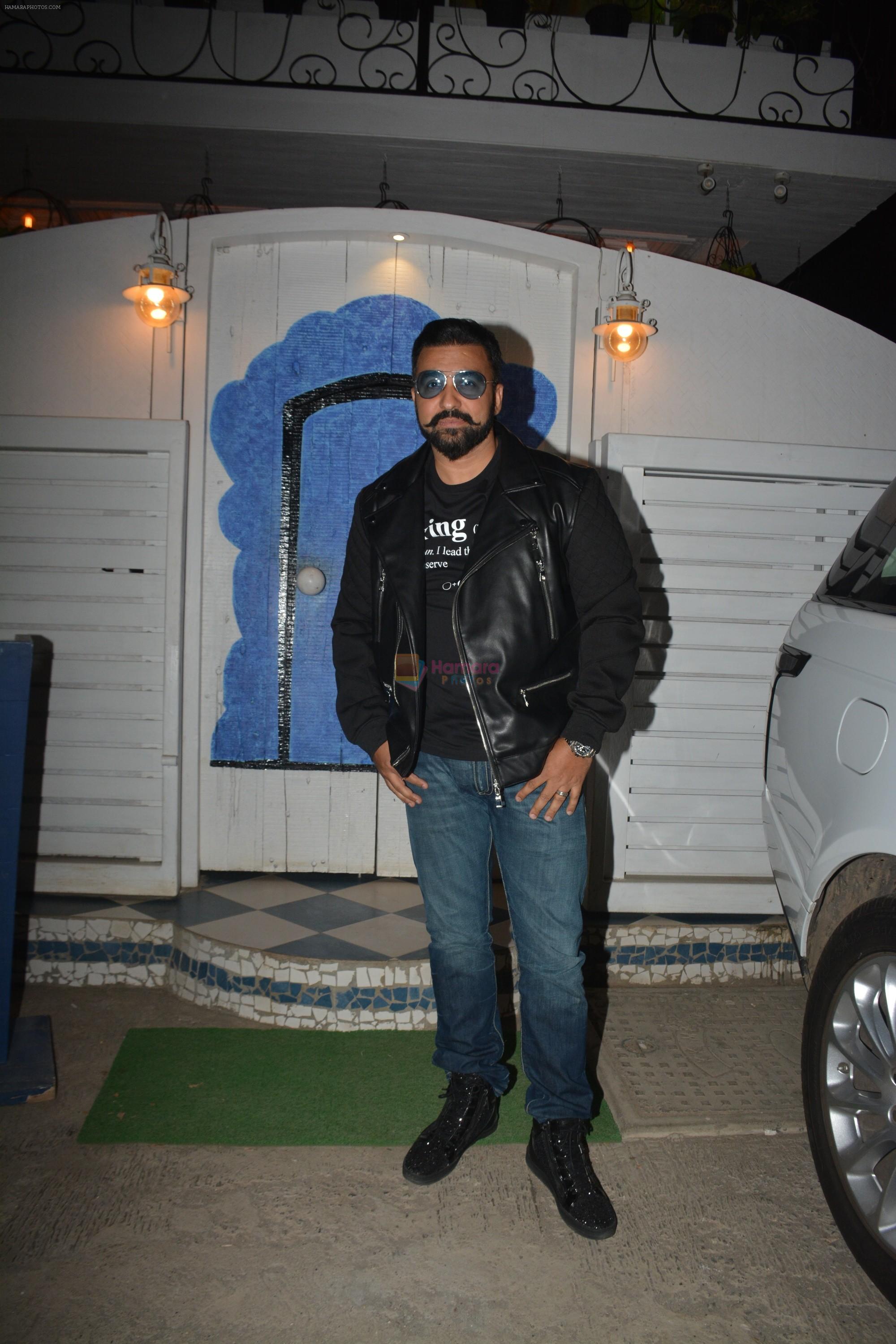 Raj Kundra at the baby shower of her manager in bandra on 8th Feb 2019