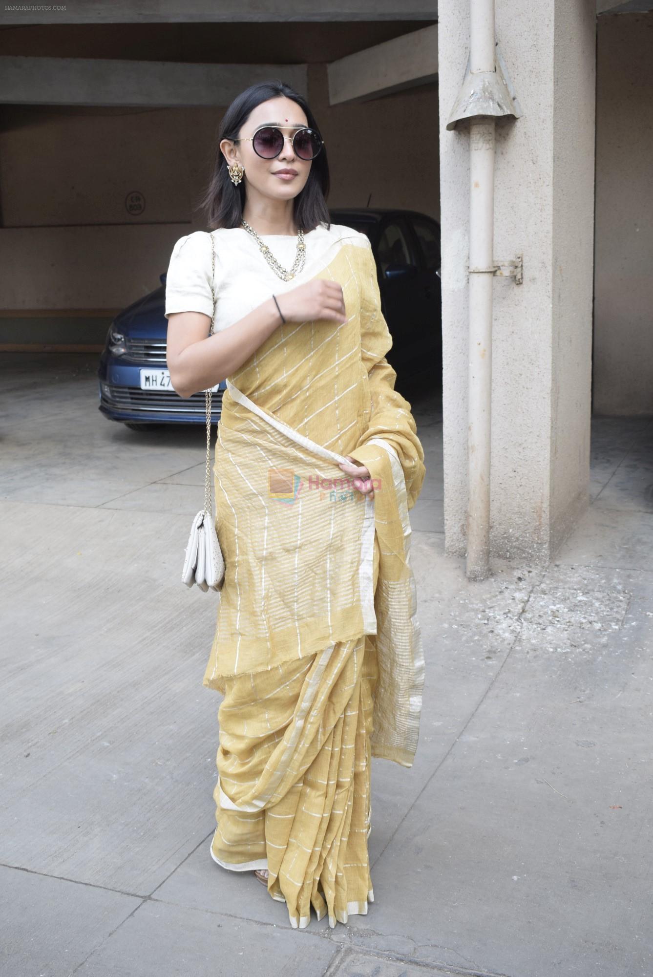 Sayani Gupta at Saraswati pujan at Anurag Basu's house in goregaon on 10th Feb 2019