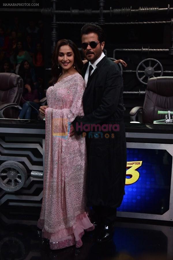 Anil Kapoor and Madhuri Dixit on sets of Super Dancer chapter 3 on 11th Feb 2019