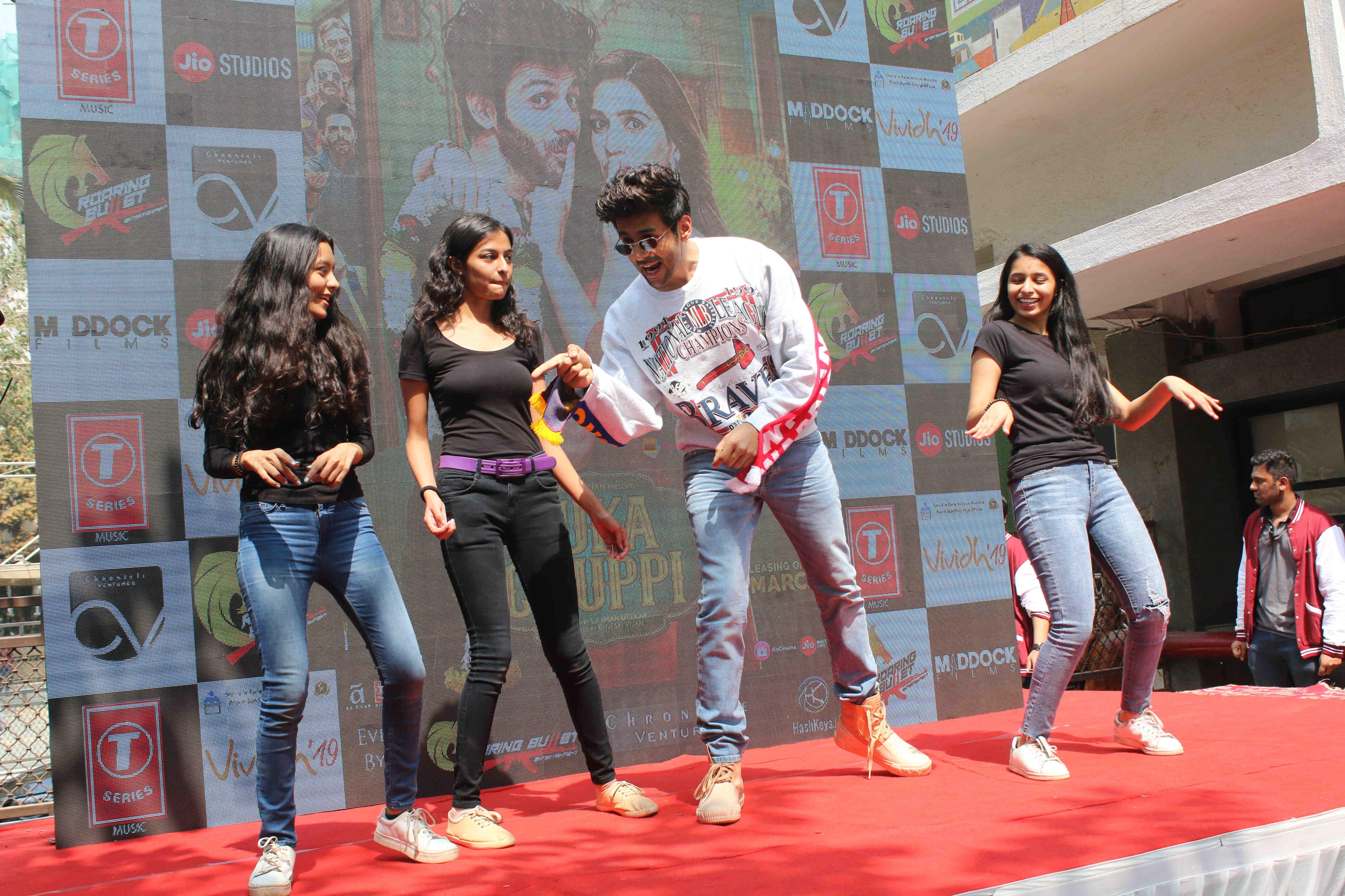Kartik Aaryan at the launch of new song from the film Luka Chuppi at nm College in Parle on 12th Feb 2019