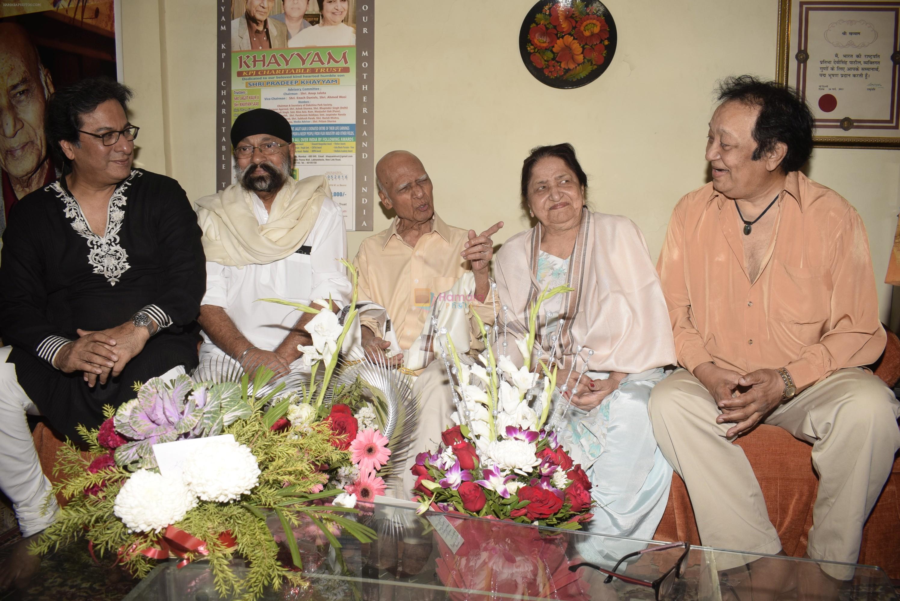 Khayyam birthday celebration at his home in Juhu on 19th Feb 2019