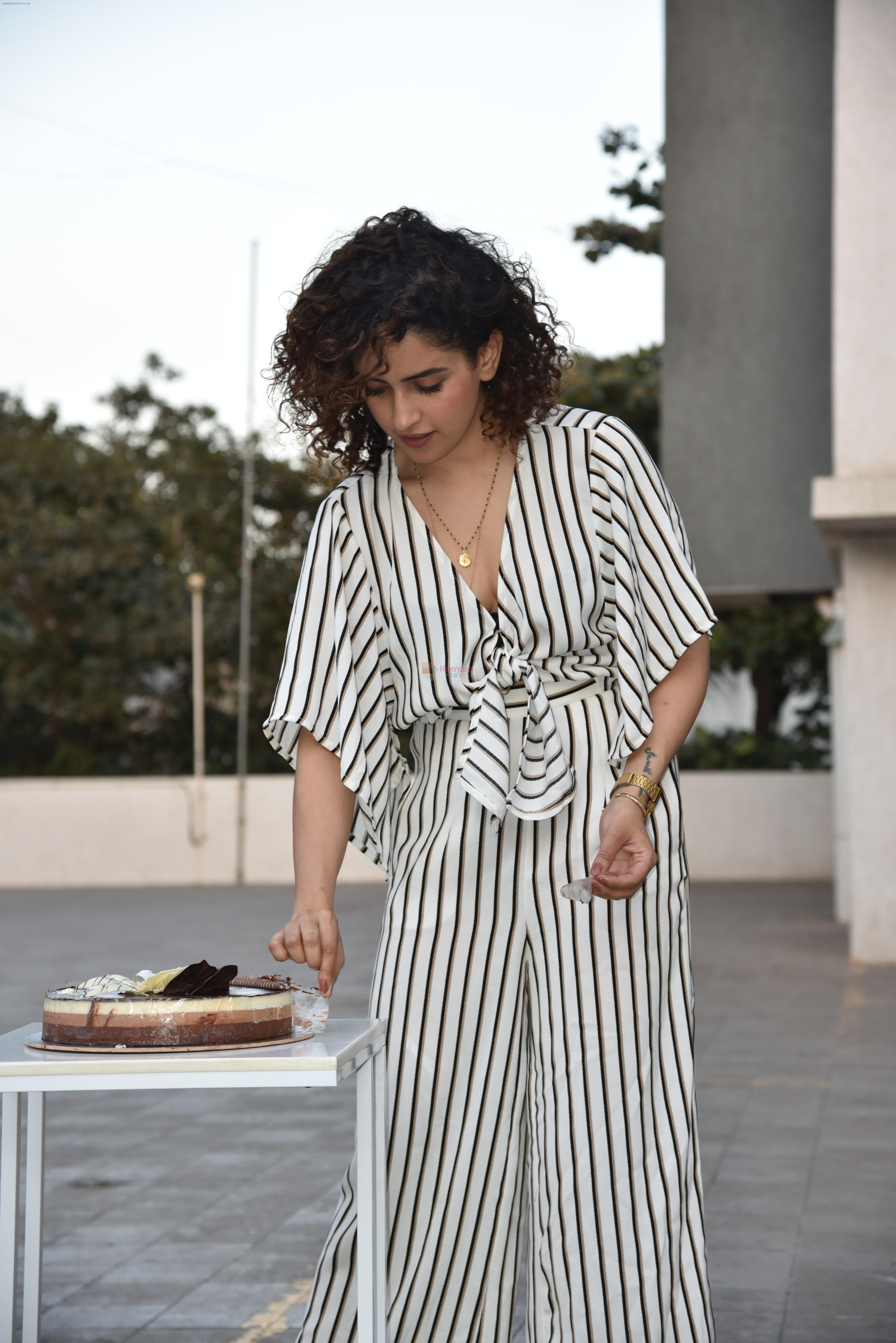 Sanya Malhotra Celebrate Birthday With Media on 26th Feb 2019