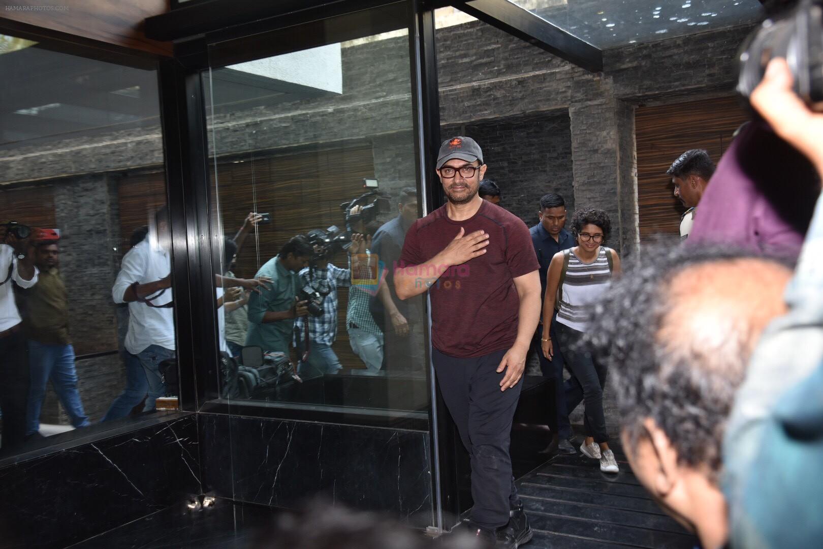 Aamir khan birthday celebration at his house on 14th March 2019