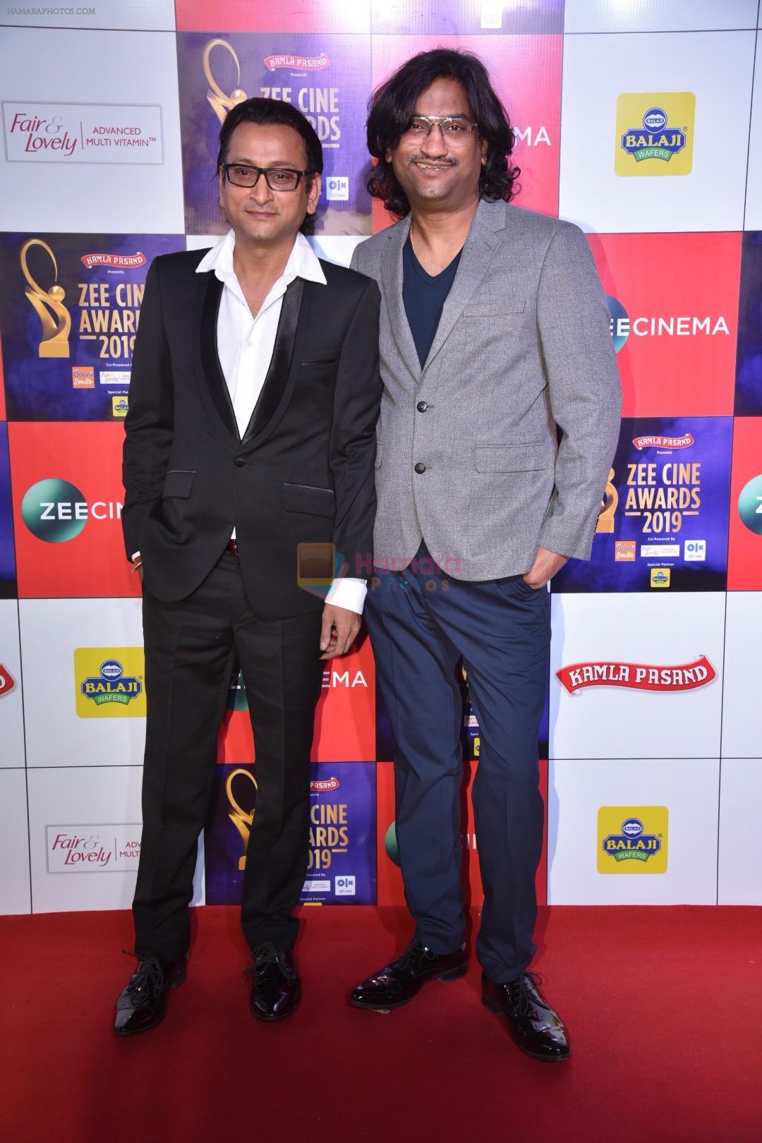 Ajay Gogavale, Atul Gogavale at Zee cine awards red carpet on 19th March 2019