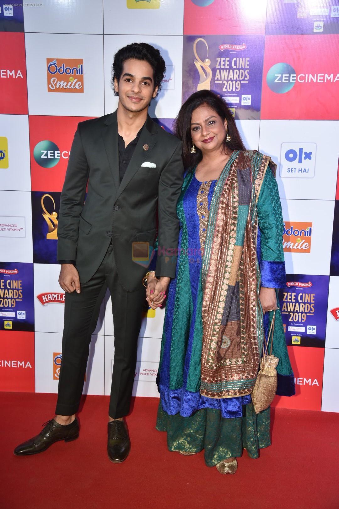 Neelima Azeem, Ishaan Khattar at Zee cine awards red carpet on 19th March 2019