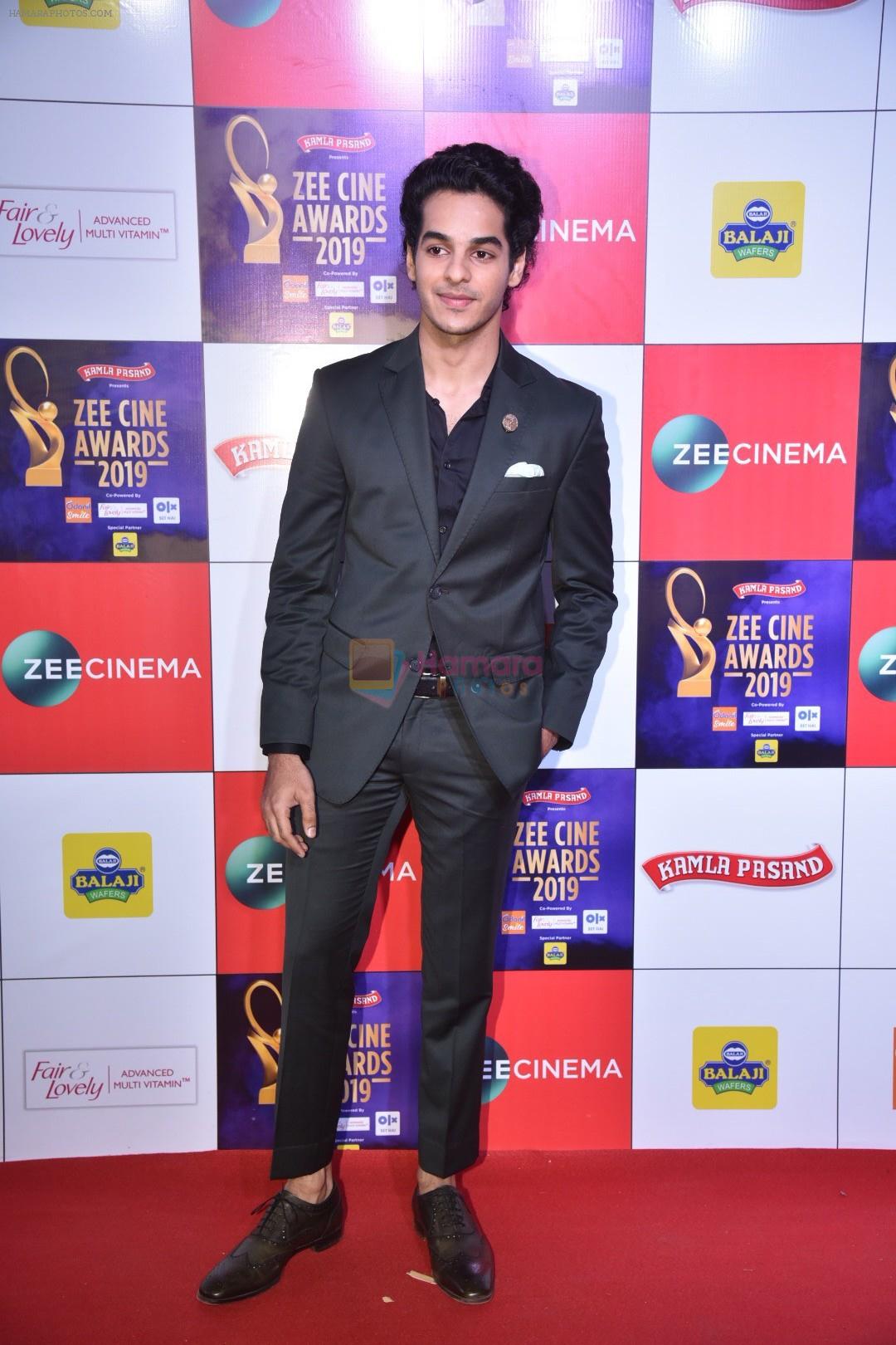 Ishaan Khattar at Zee cine awards red carpet on 19th March 2019