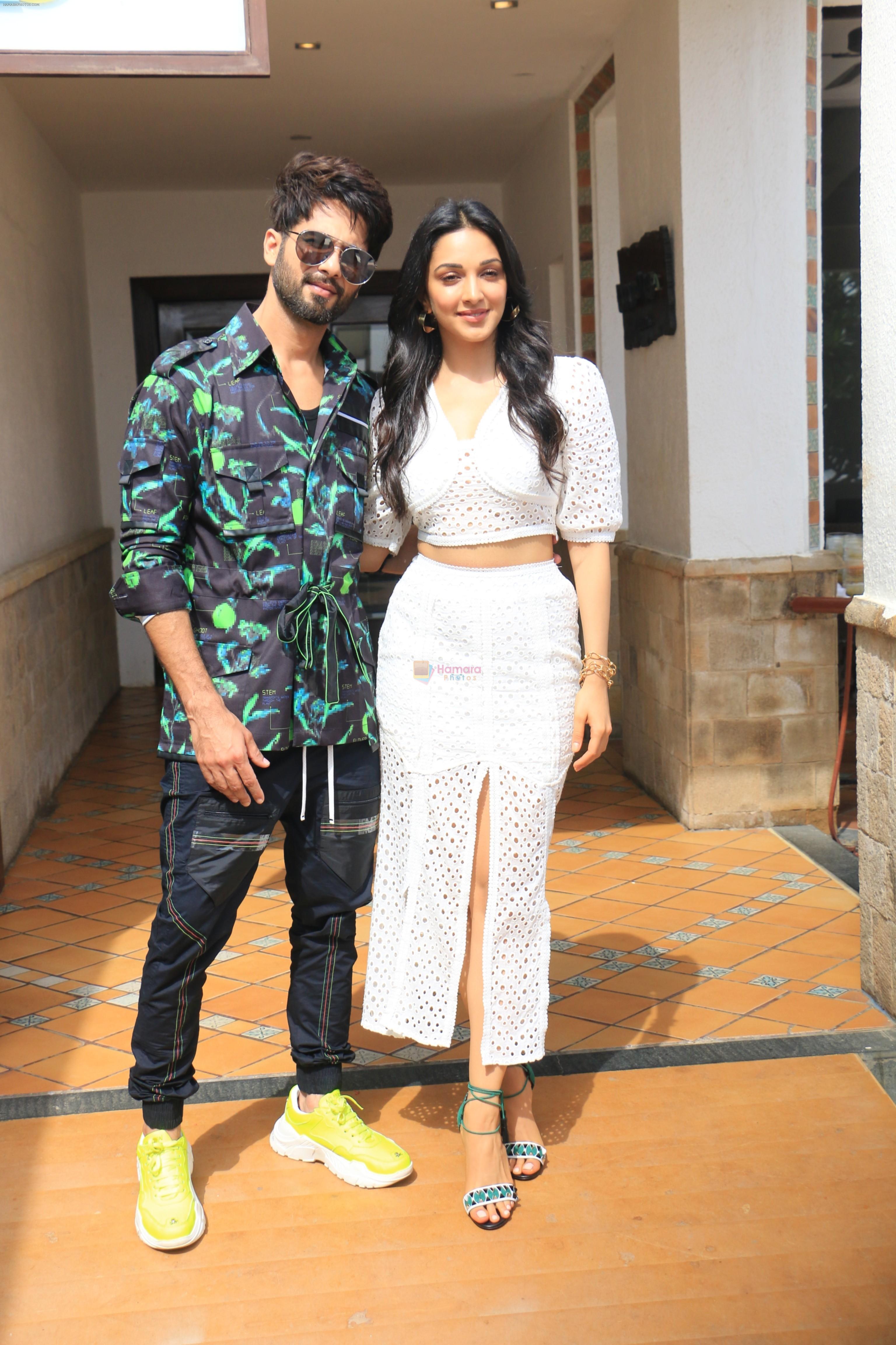 Shahid Kapoor, Kiara Advani at the promotions of film Kabir Singh at Sun n Sand in juhu on 16th June 2019