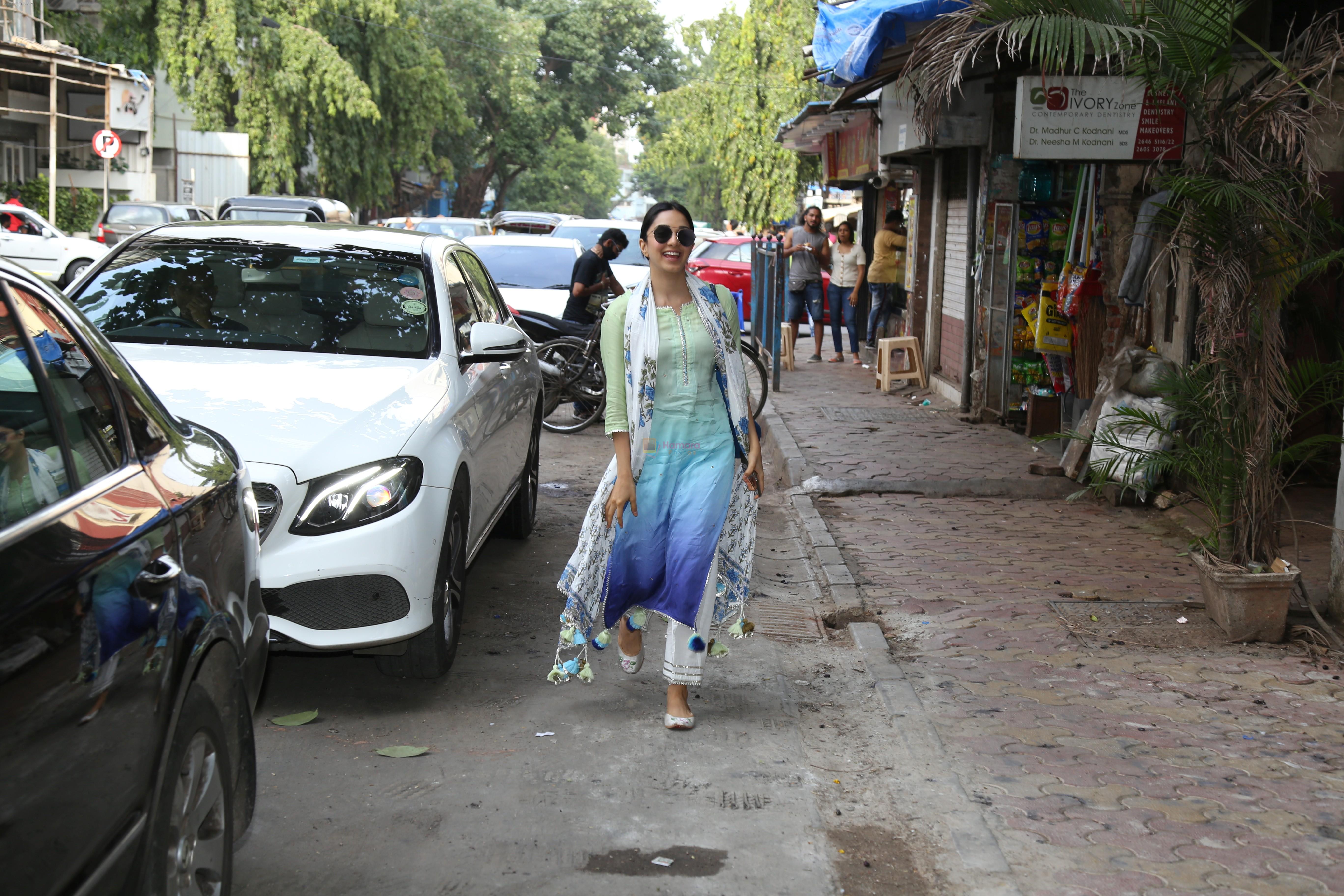 Kiara Advani spotted at bandra on 22nd June 2019