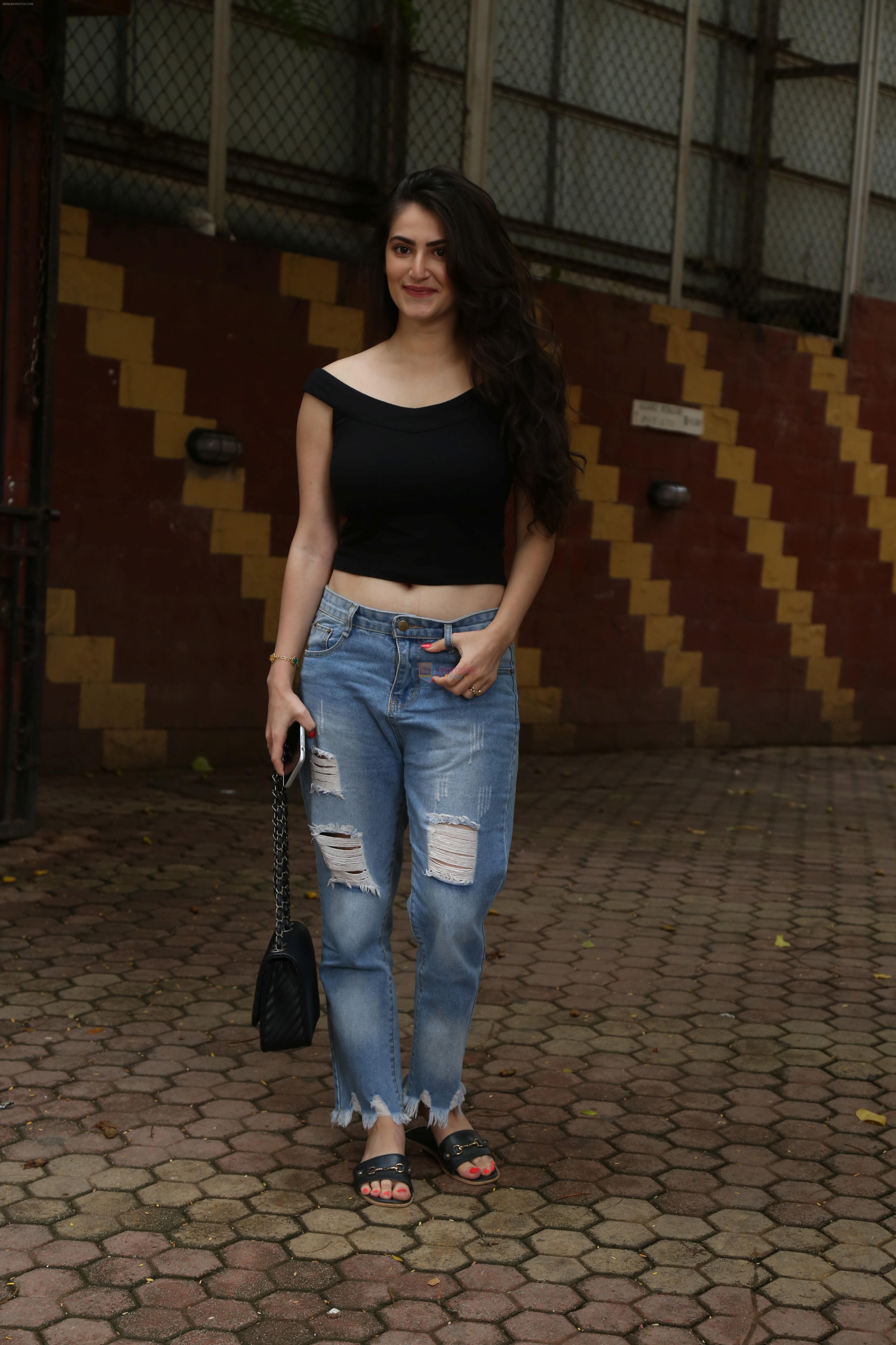 Shivleeka Oberoi spotted at bandra on 27th June 2019