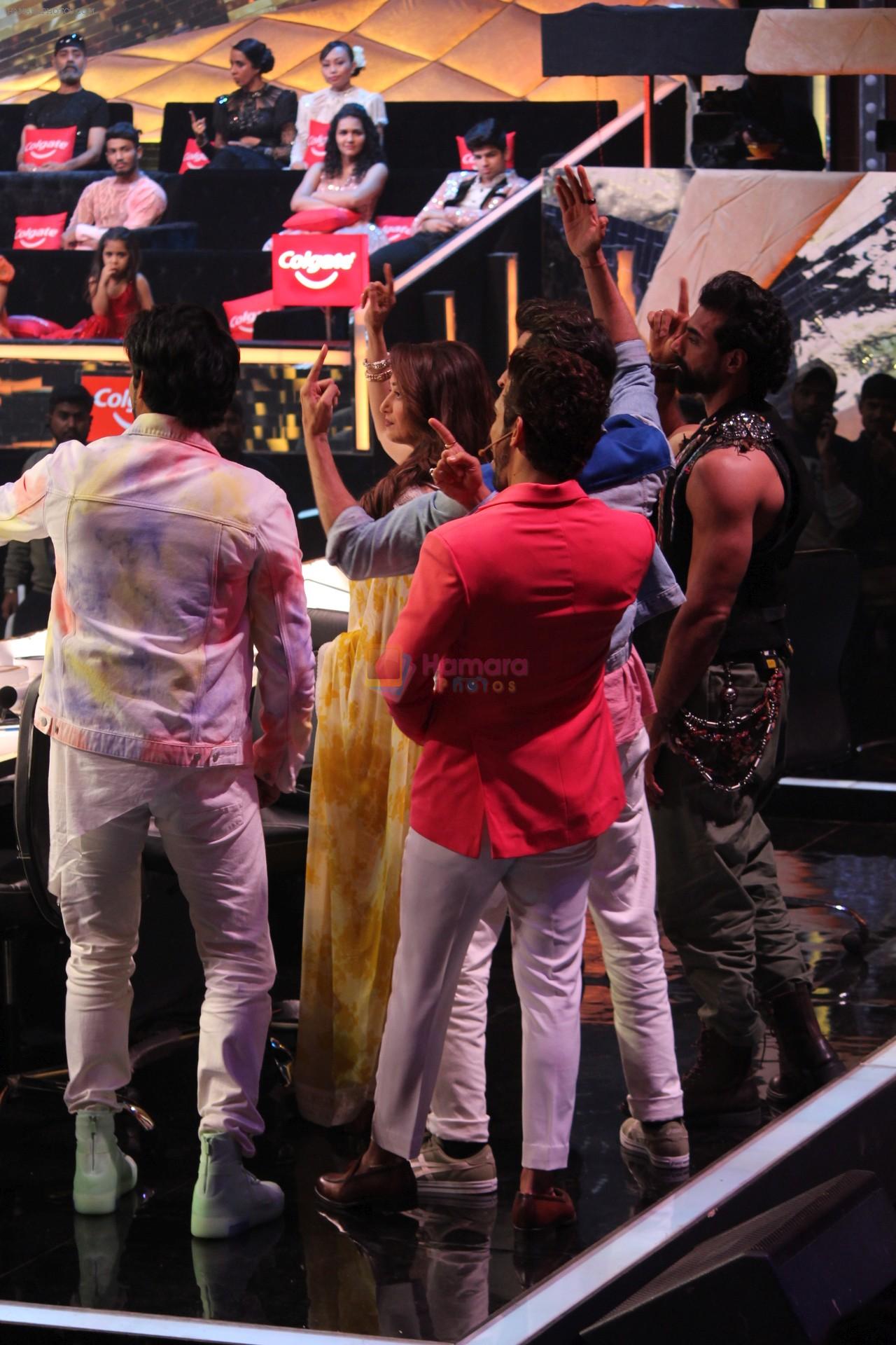 Hrithik Roshan on the sets of colors Dance Deewane in filmcity on 2nd July 2019