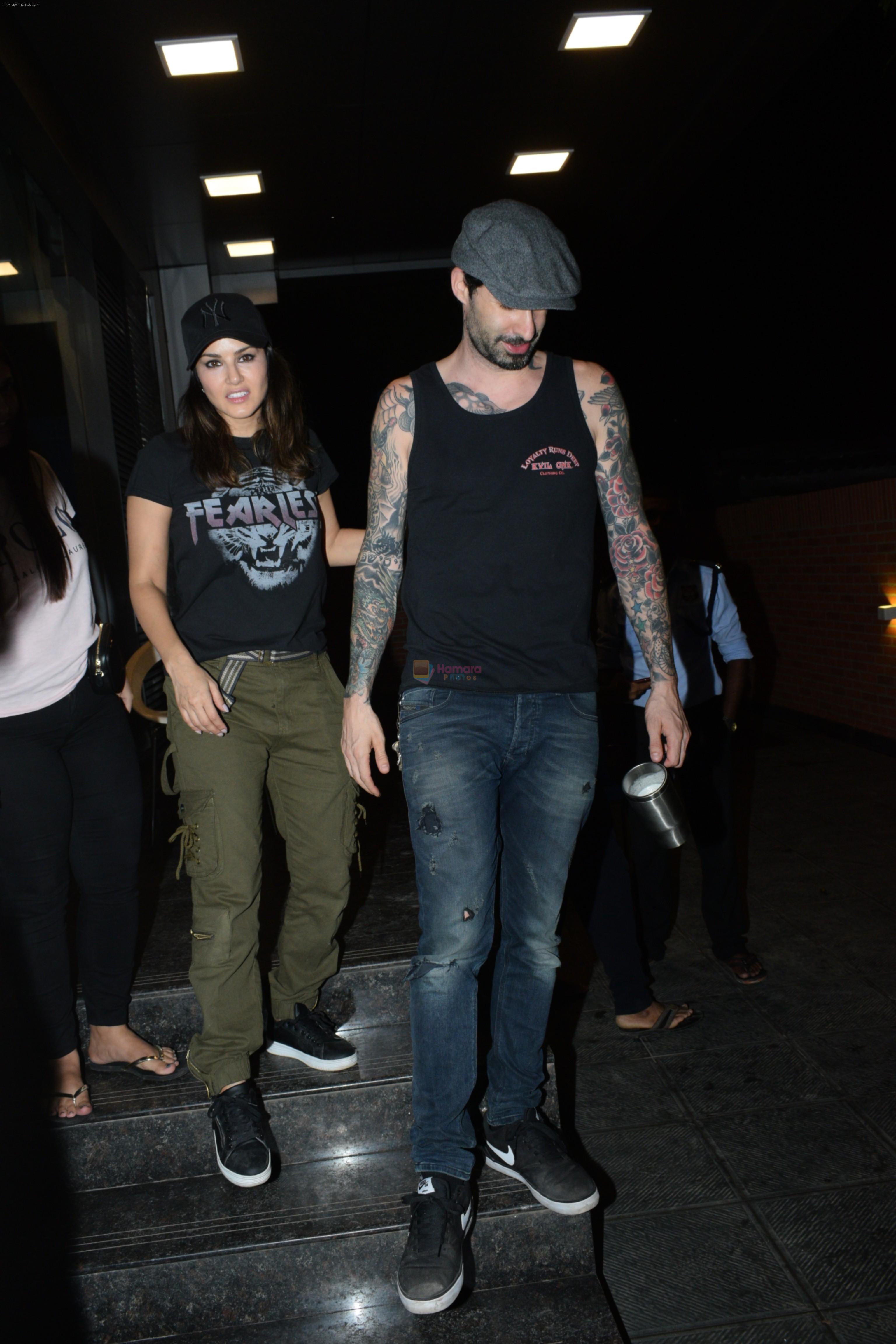 Sunny Leone, Daniel webber spotted at juhu on 7th July 2019