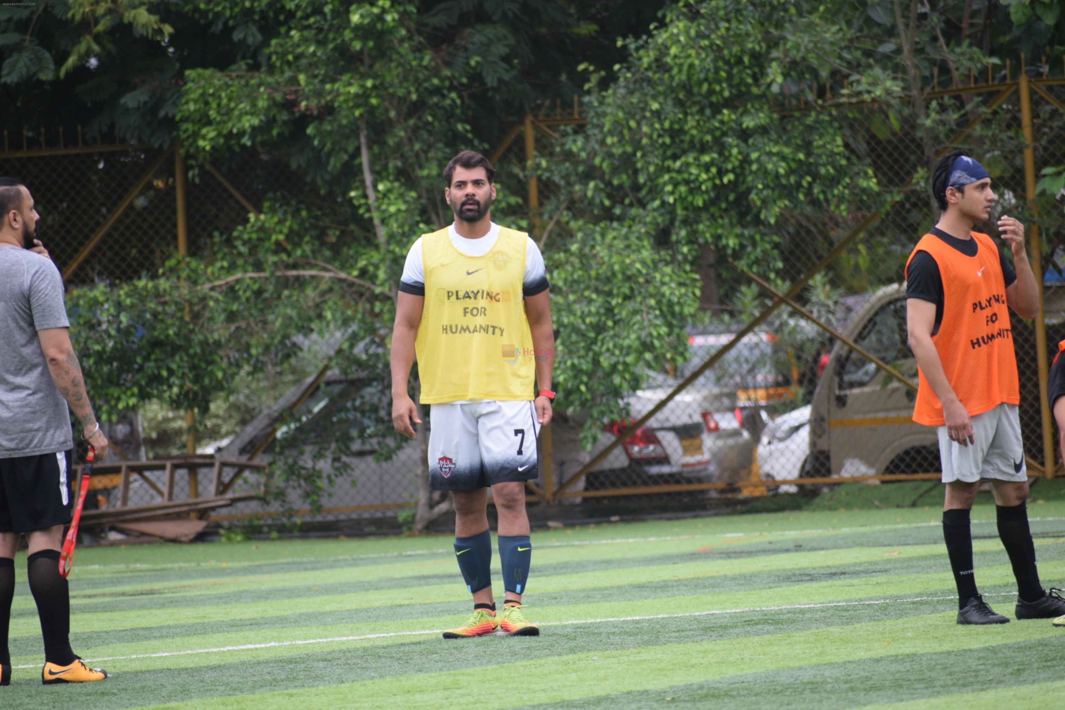 Shabbir Ahluwalia playing football at juhu on 7th July 2019
