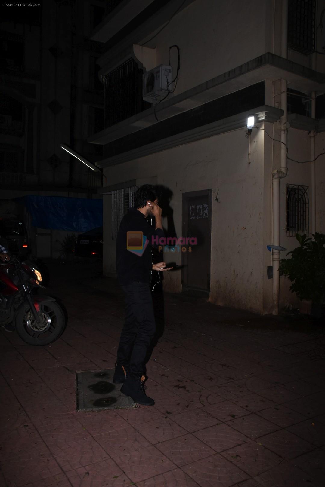 Kartik Aaryan spotted at bandra on 9th July 2019