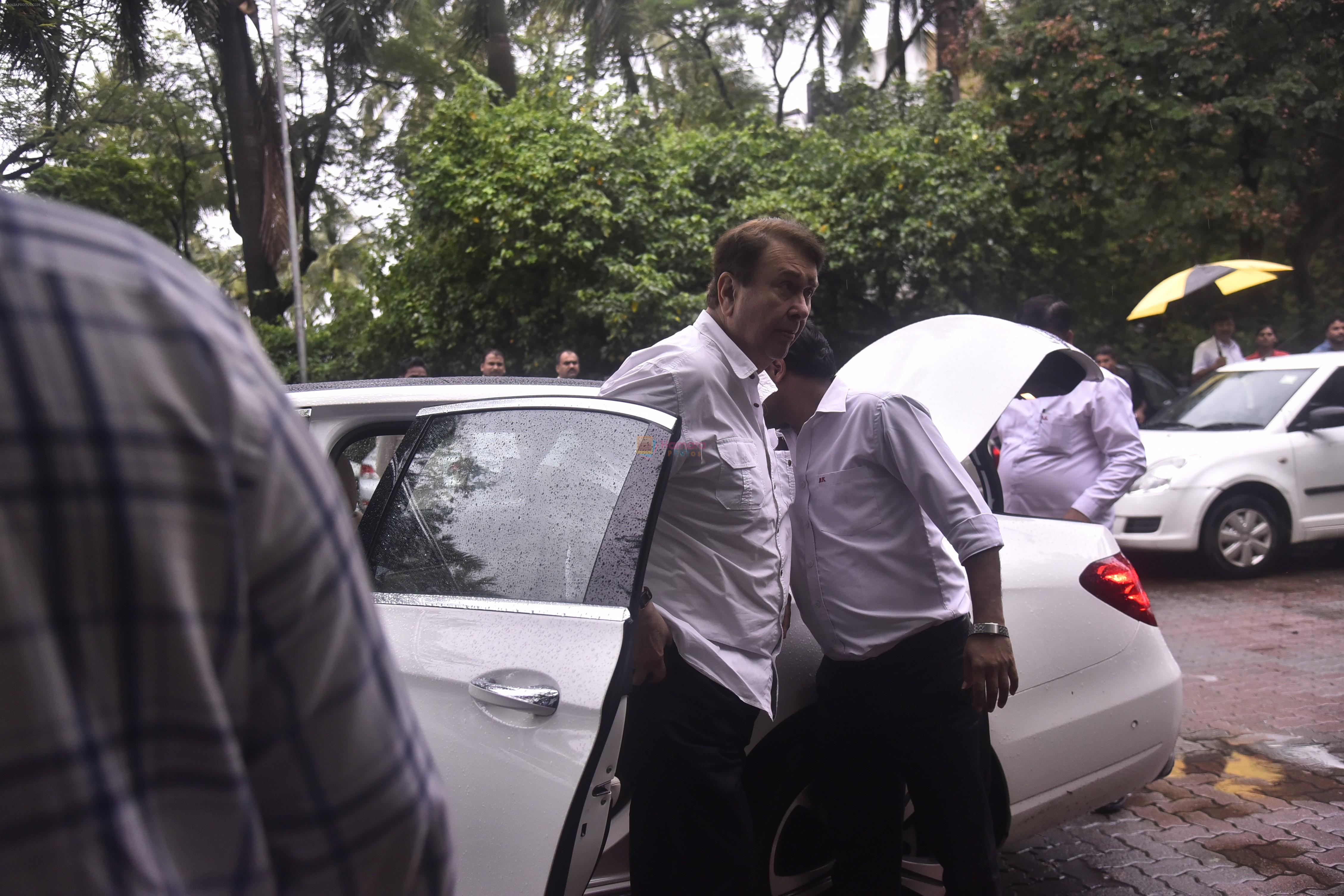 Randhir Kapoor at prayer meet of  Kaykasshan Patel's husband Areef Patel at his house in bandra  on 30th July 2019