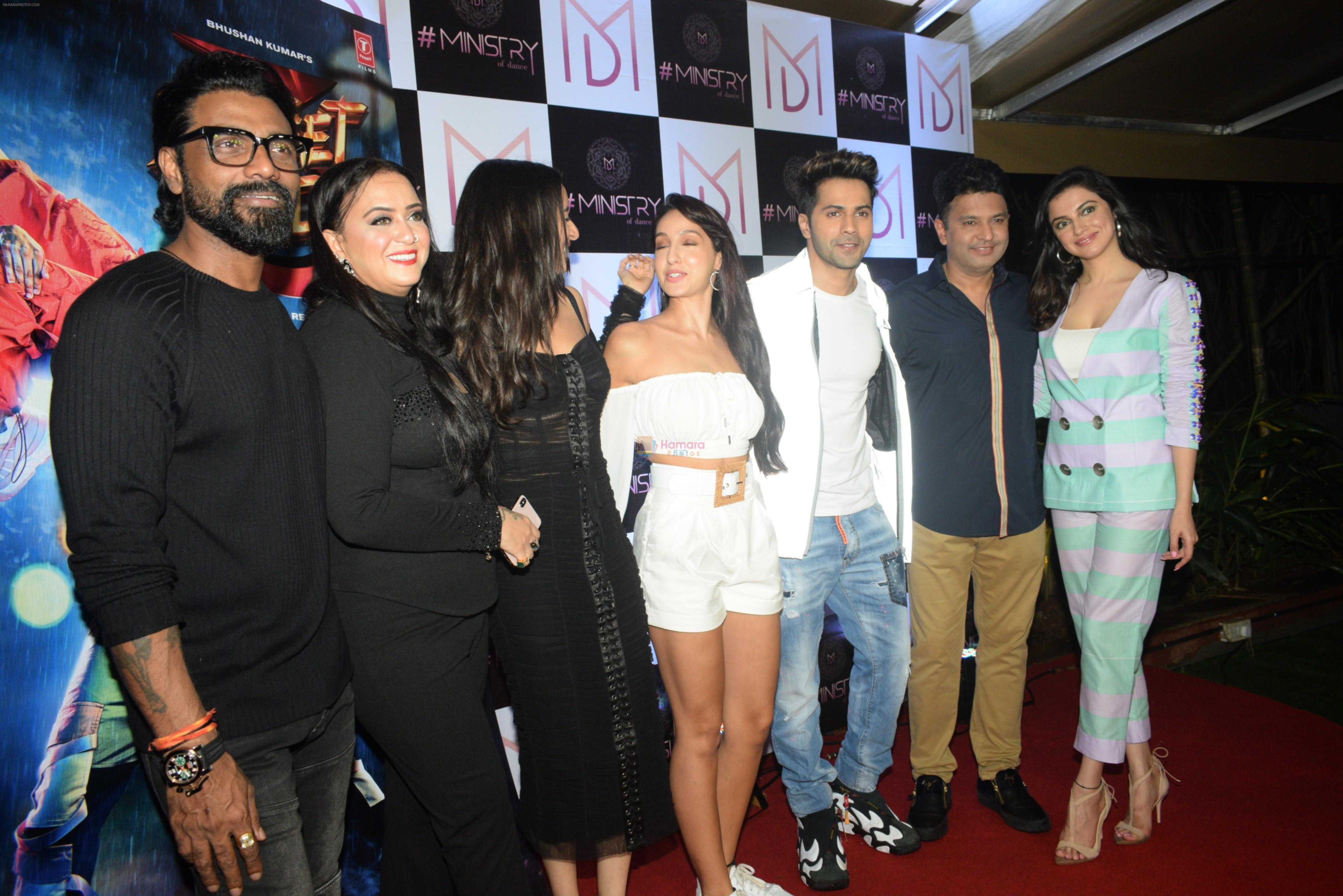 Shraddha Kapoor, Varun Dhawan, Bhushan Kumar, Divya Kumar, Nora Fatehi at the Wrap up party of film Street Dancer at andheri on 30th July 2019