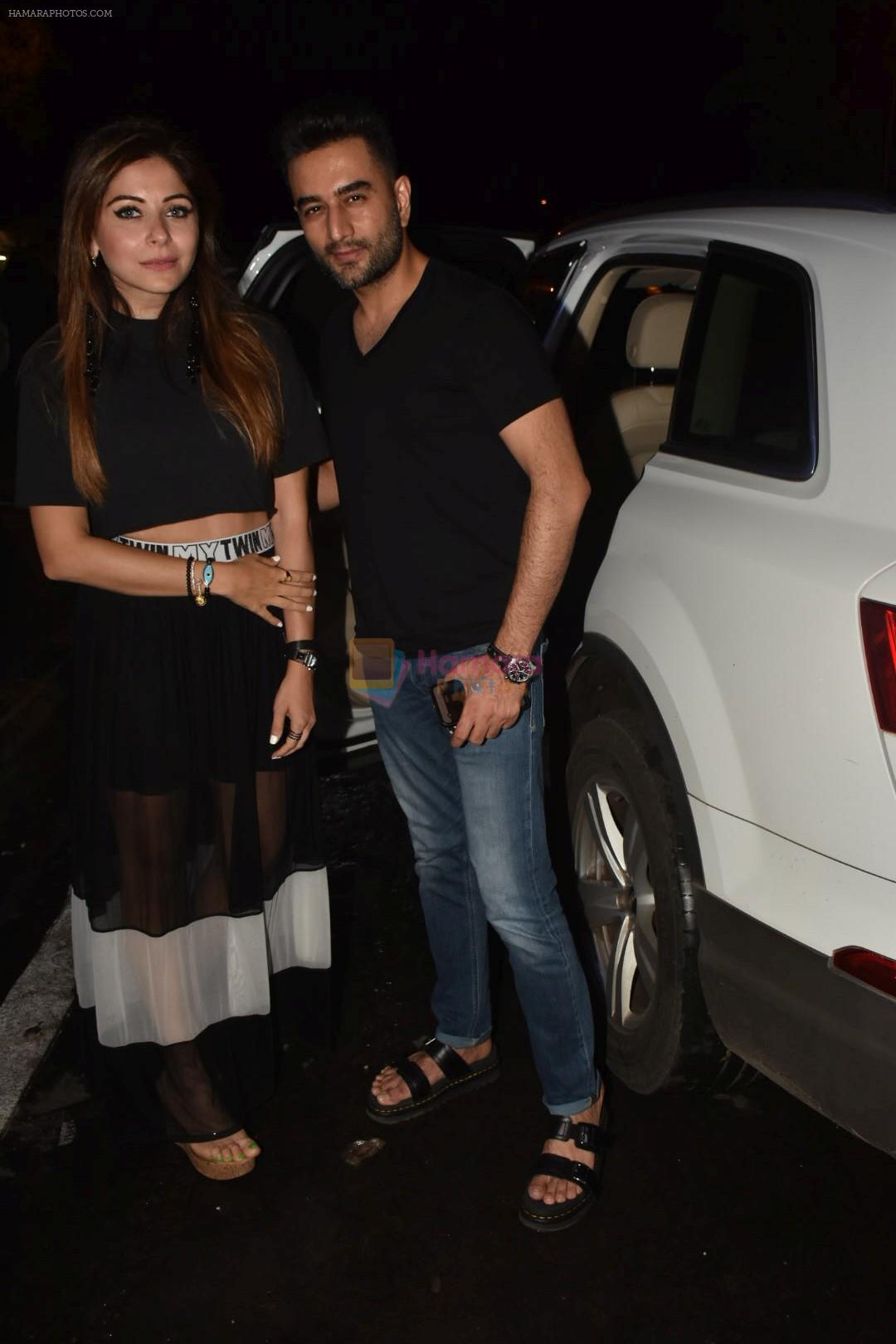 Shekhar Ravjiani & Kanika Kapoor spotted at Bastian in bandra on 31st July 2019