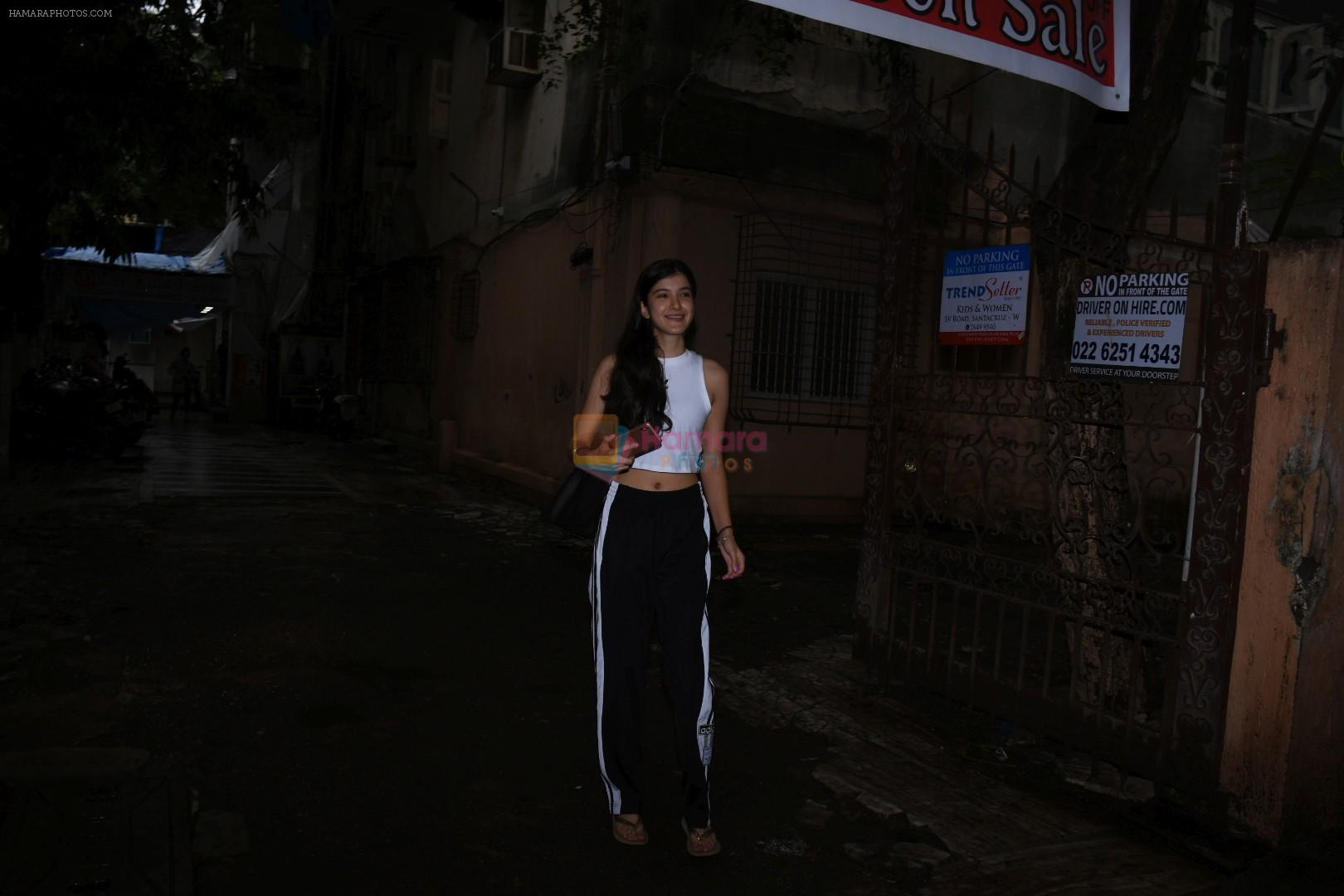 Shanaya Kapoor spotted at Bandra on 1st Aug 2019