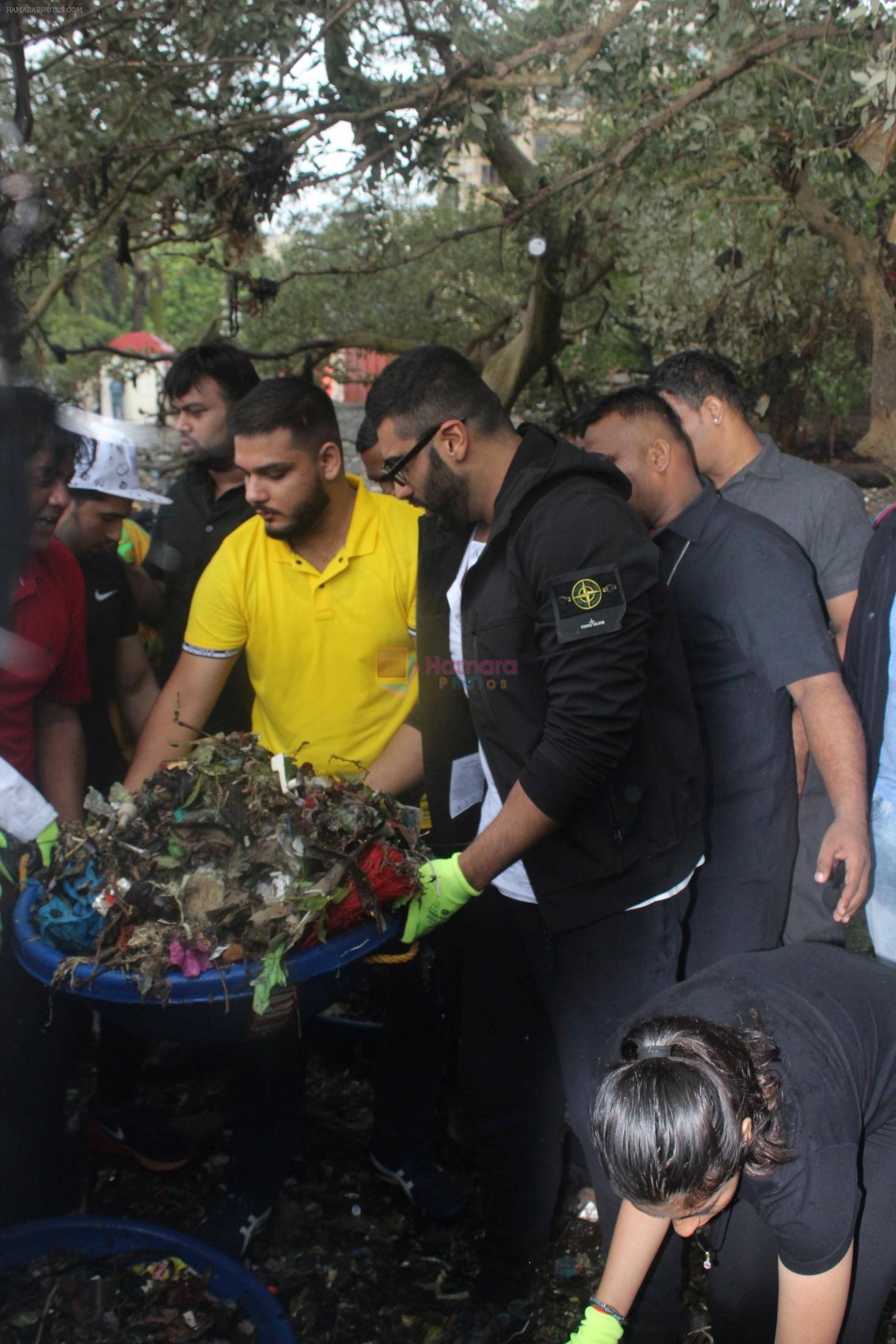 Arjun Kapoor will be flagging off the 2nd edition of the Beach clean up drive at Carter Road in Mumbai on Sunday on 4th Aug 2019