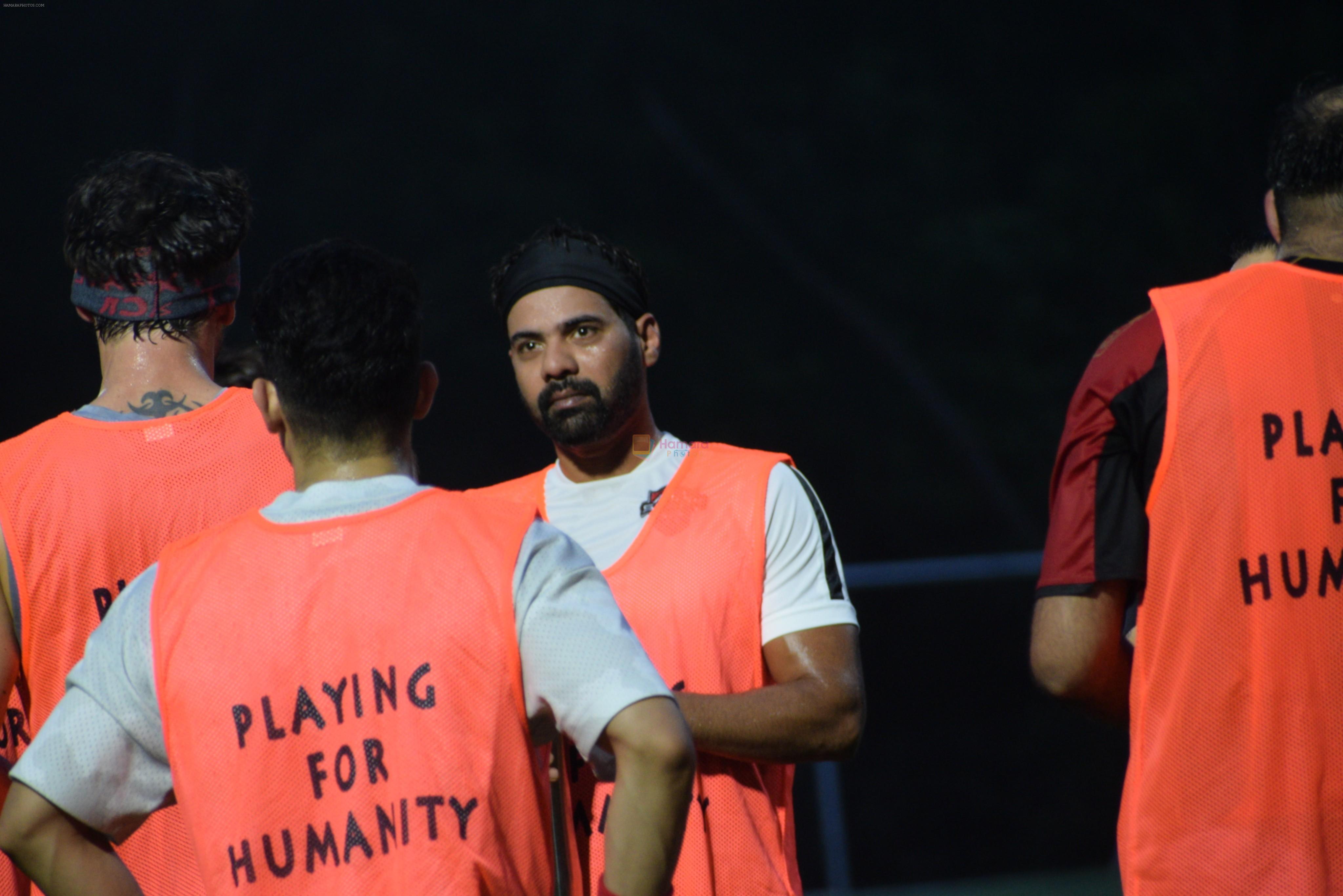 Shabbir Ahluwalia spotted playing football at juhu on 4th Aug 2019