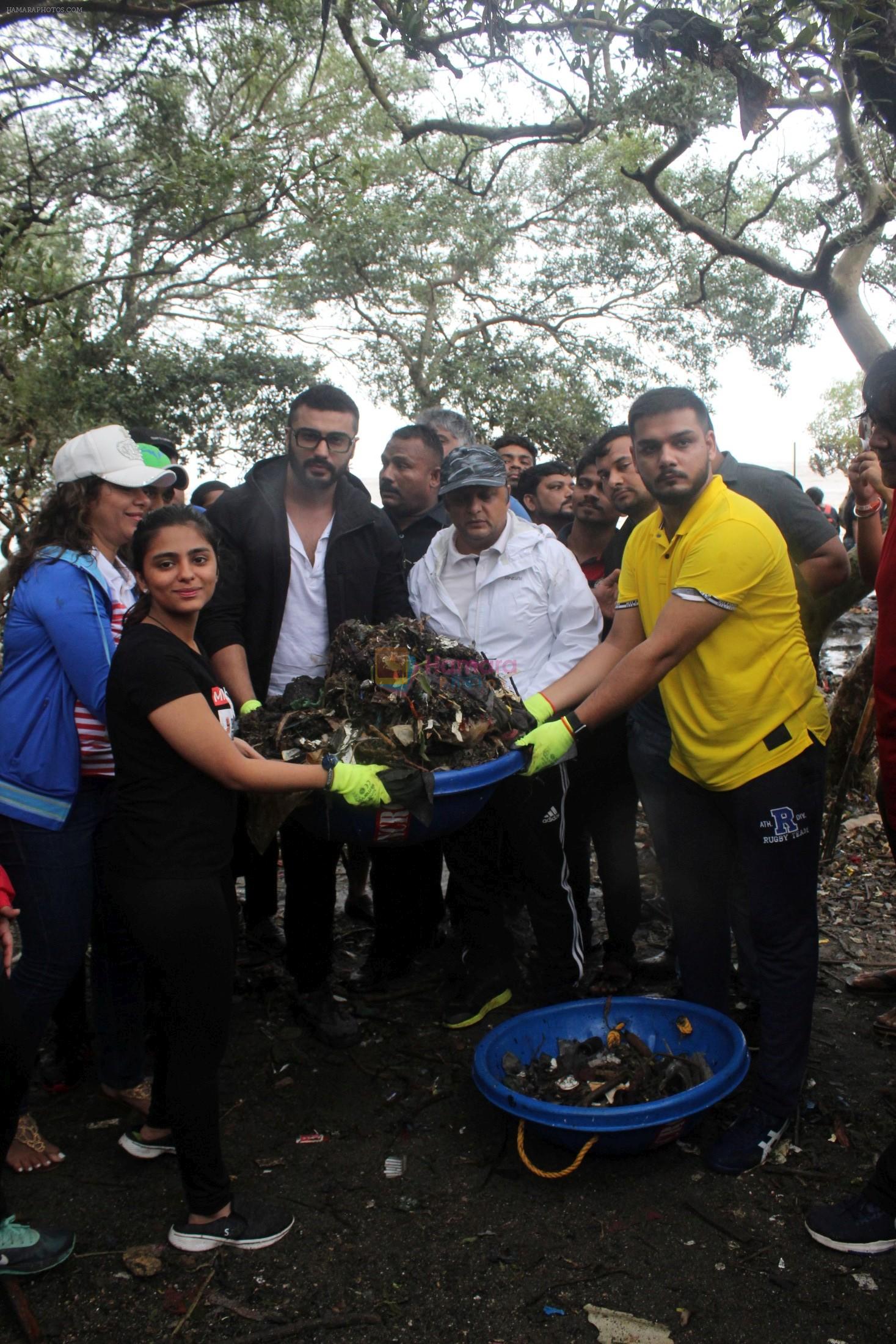 Arjun Kapoor will be flagging off the 2nd edition of the Beach clean up drive at Carter Road in Mumbai on Sunday on 4th Aug 2019