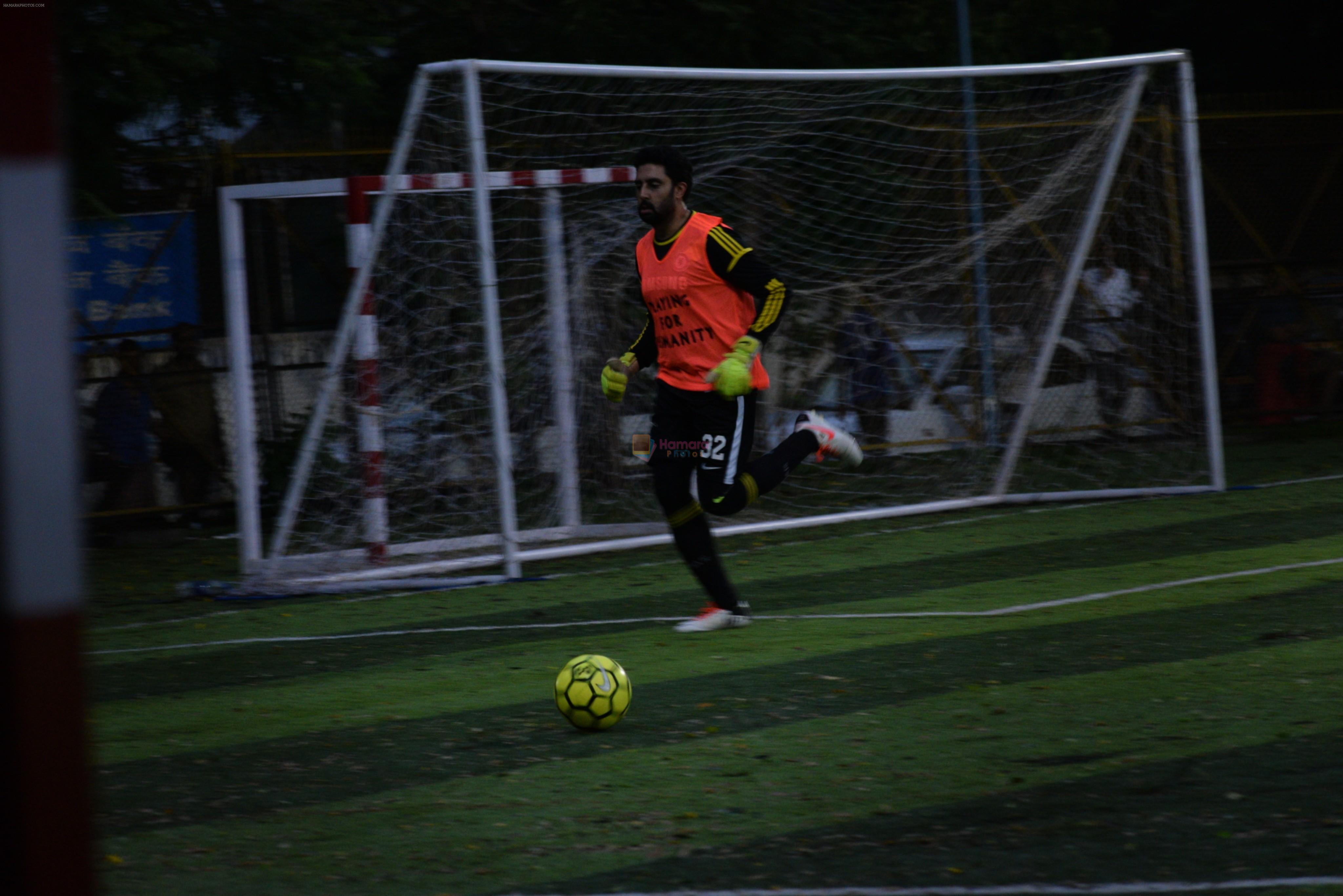 Arjun Kapoor spotted playing football at juhu on 4th Aug 2019
