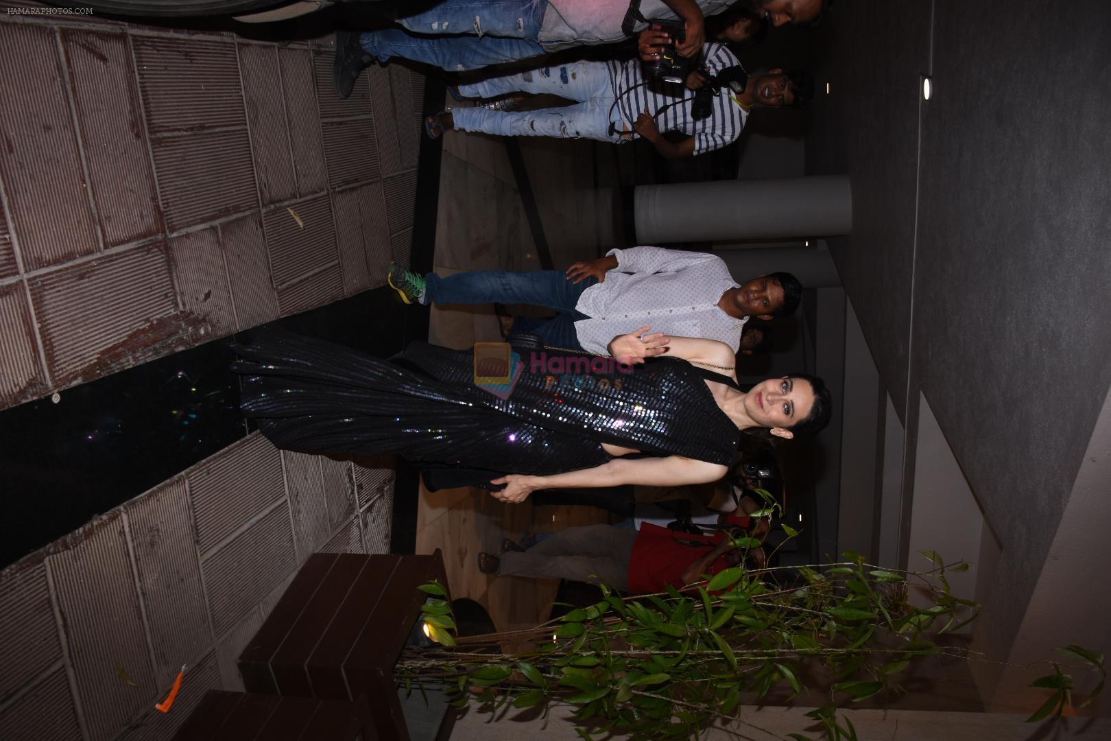 Karisma Kapoor at Manish Malhotra's party at his home in bandra on 20th Aug 2019