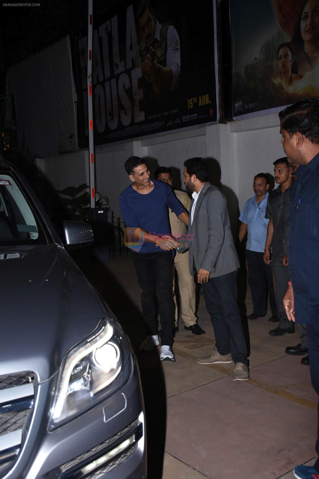 Akshay Kumar attends the special screening of film Mission Mangal hosted for BMC workers at plaza cinema in Dadar on 20th Aug 2019