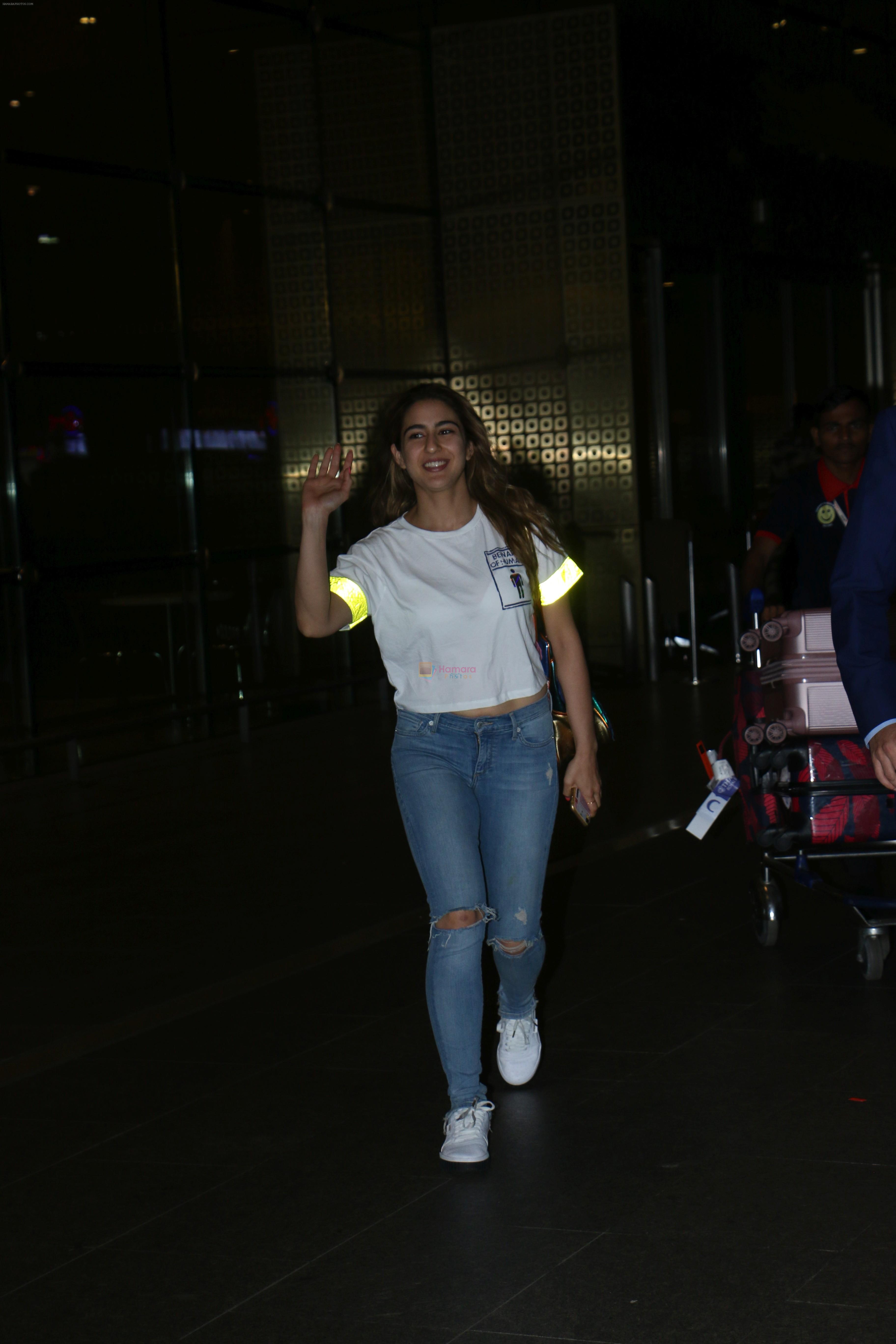 Sara Ali Khan spotted at airport on 20th Aug 2019