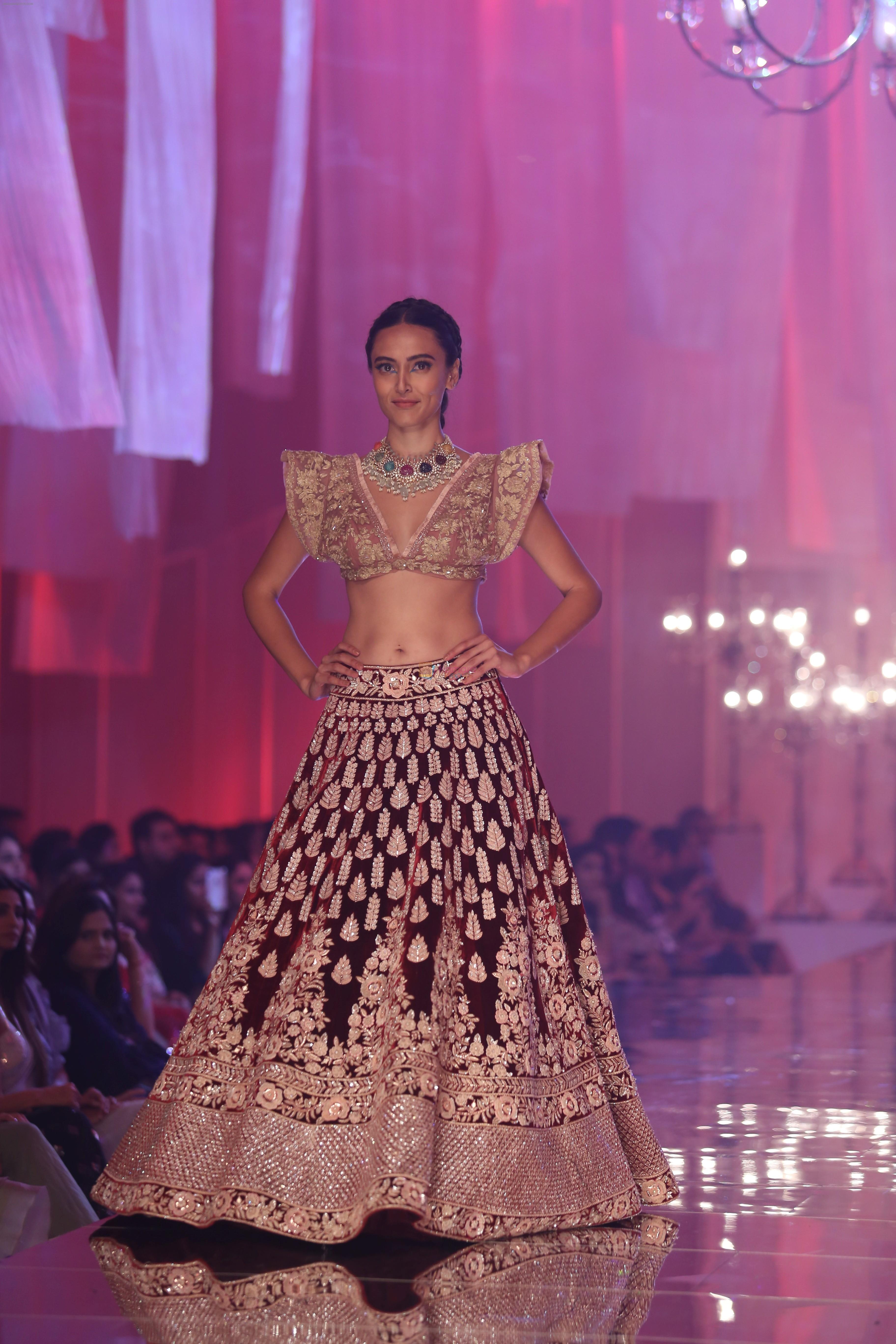Model walk the ramp for Manish Malhotra's show at Lakme Fashion Week in mumbai on 20th Aug 2019