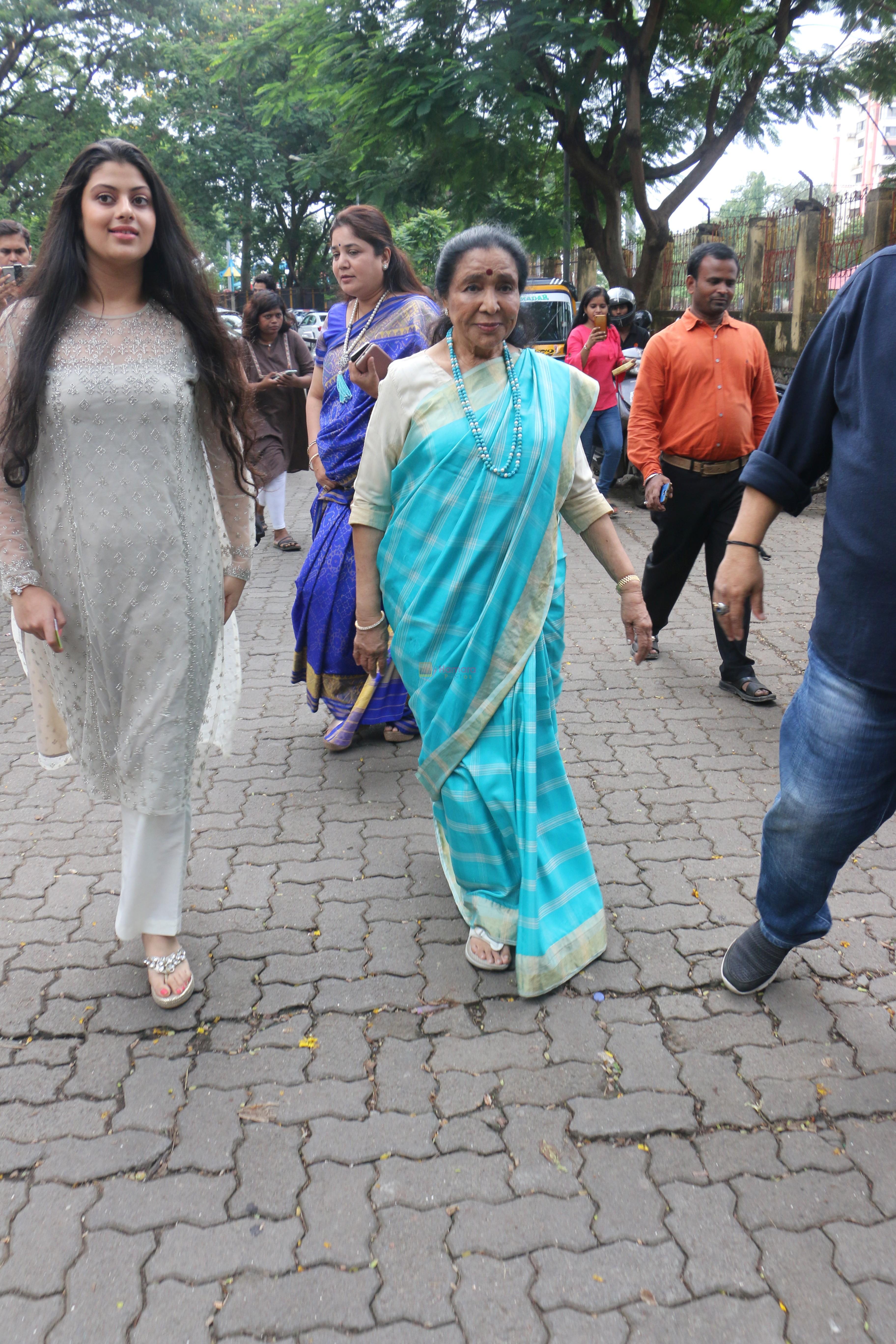 Asha Bhosle spotted in Mumbai on 21st Aug 2019