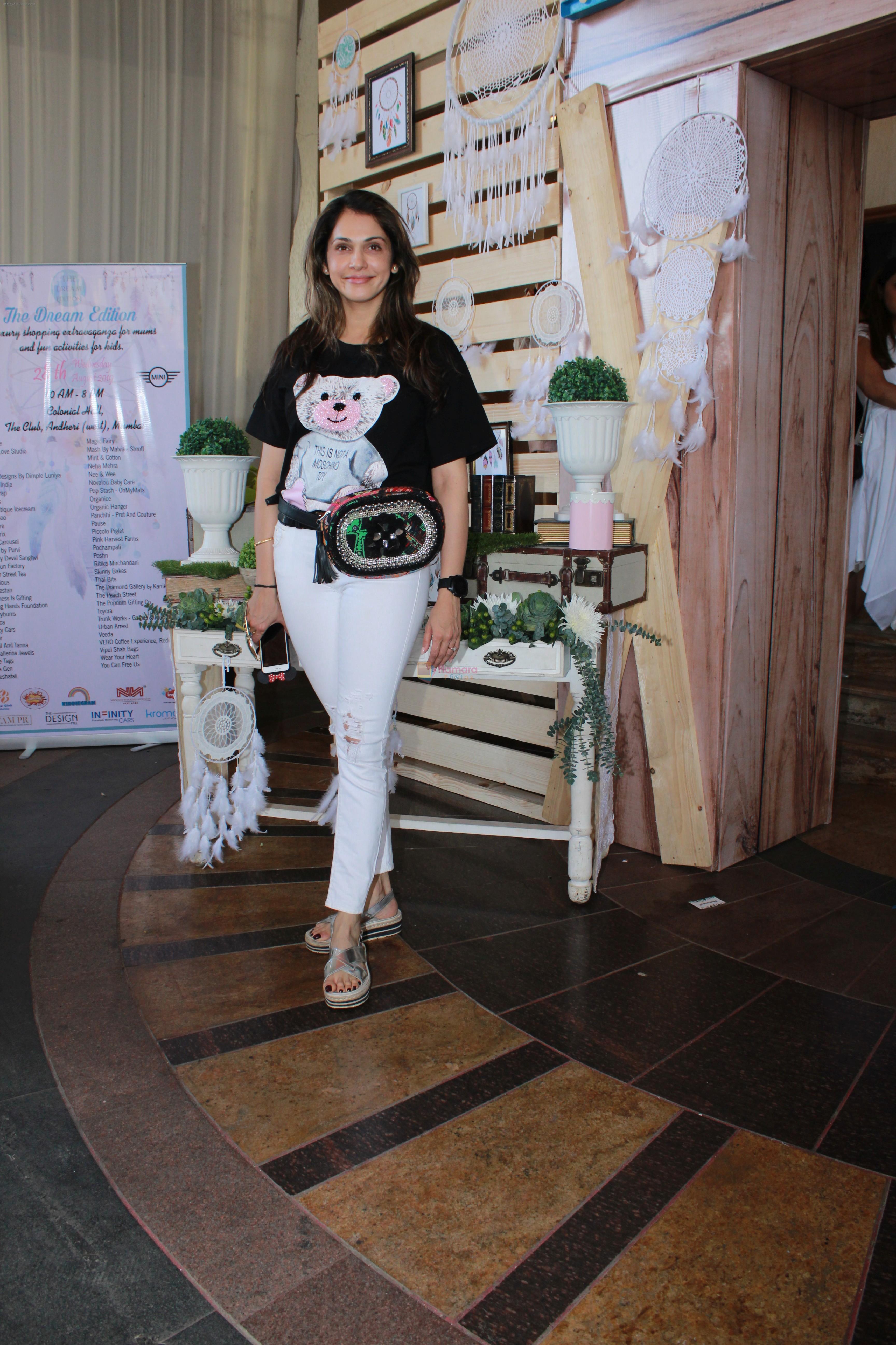 Isha Koppikar At The Dream Edition Lifestyle Fare For Mommies & Kids on 28th AUg 2019