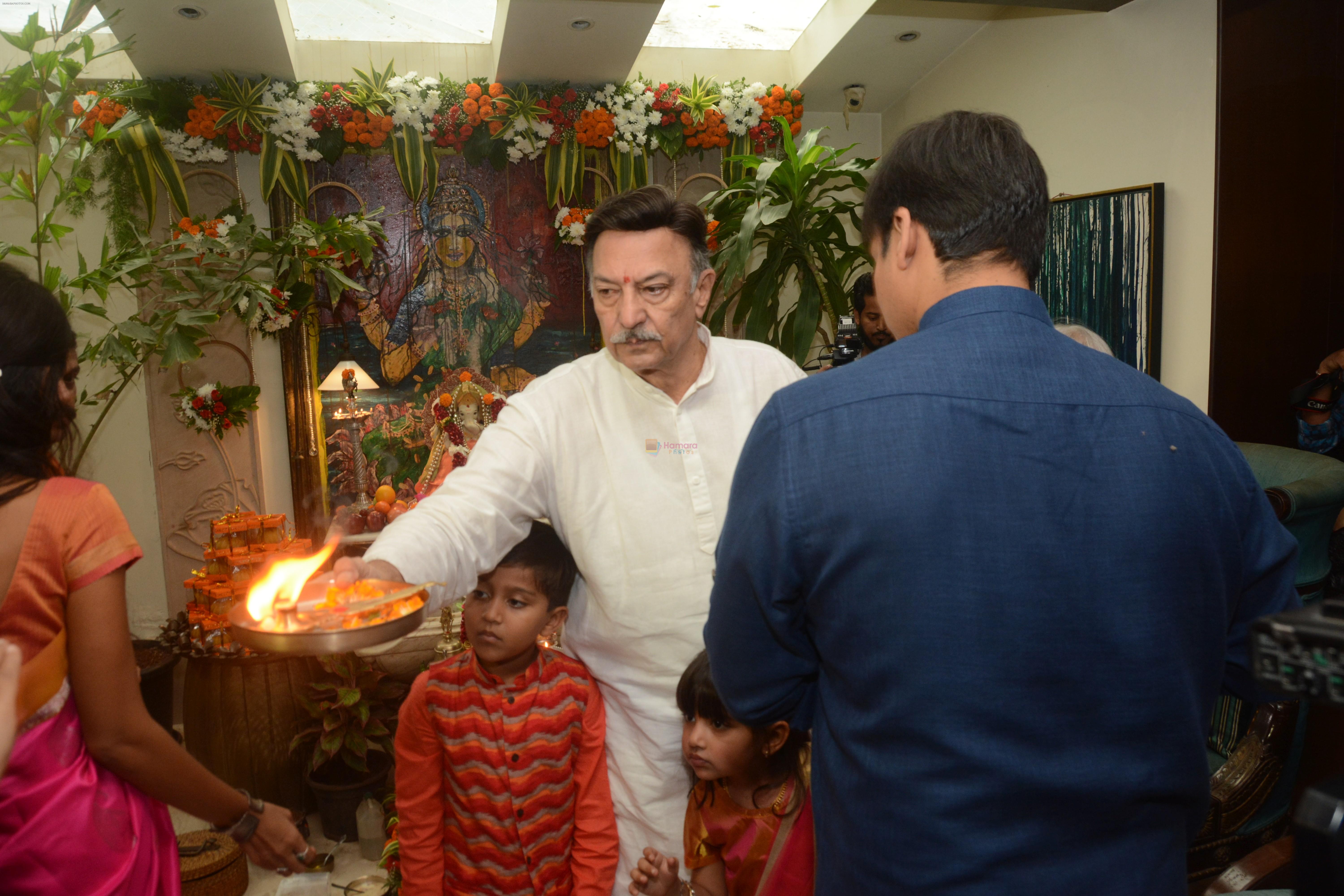 Vivek Oberoi's Ganpati celebration at his house on 2nd Sept 2019