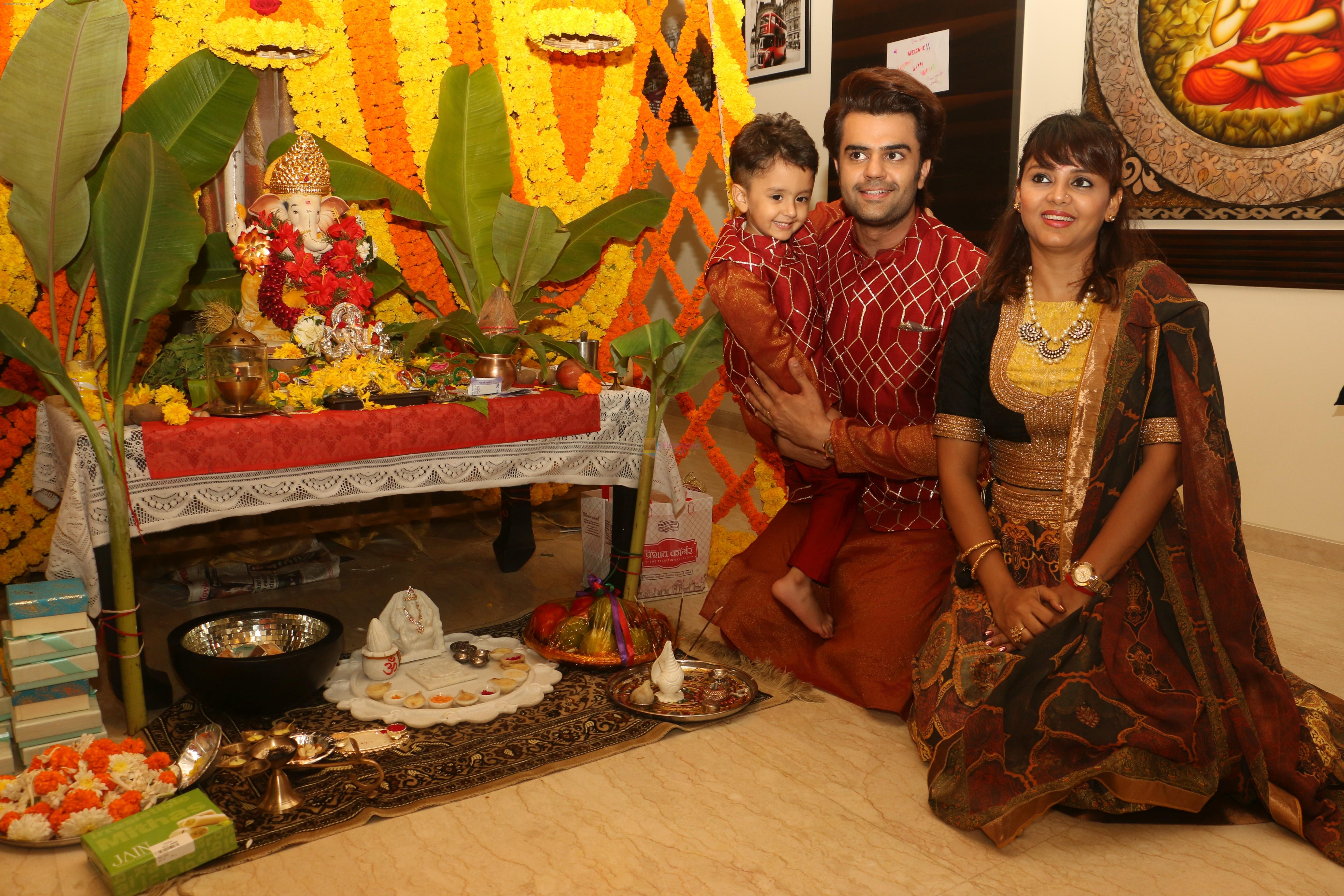 Manish Paul's Ganpati celebration at his house on 2nd Sept 2019