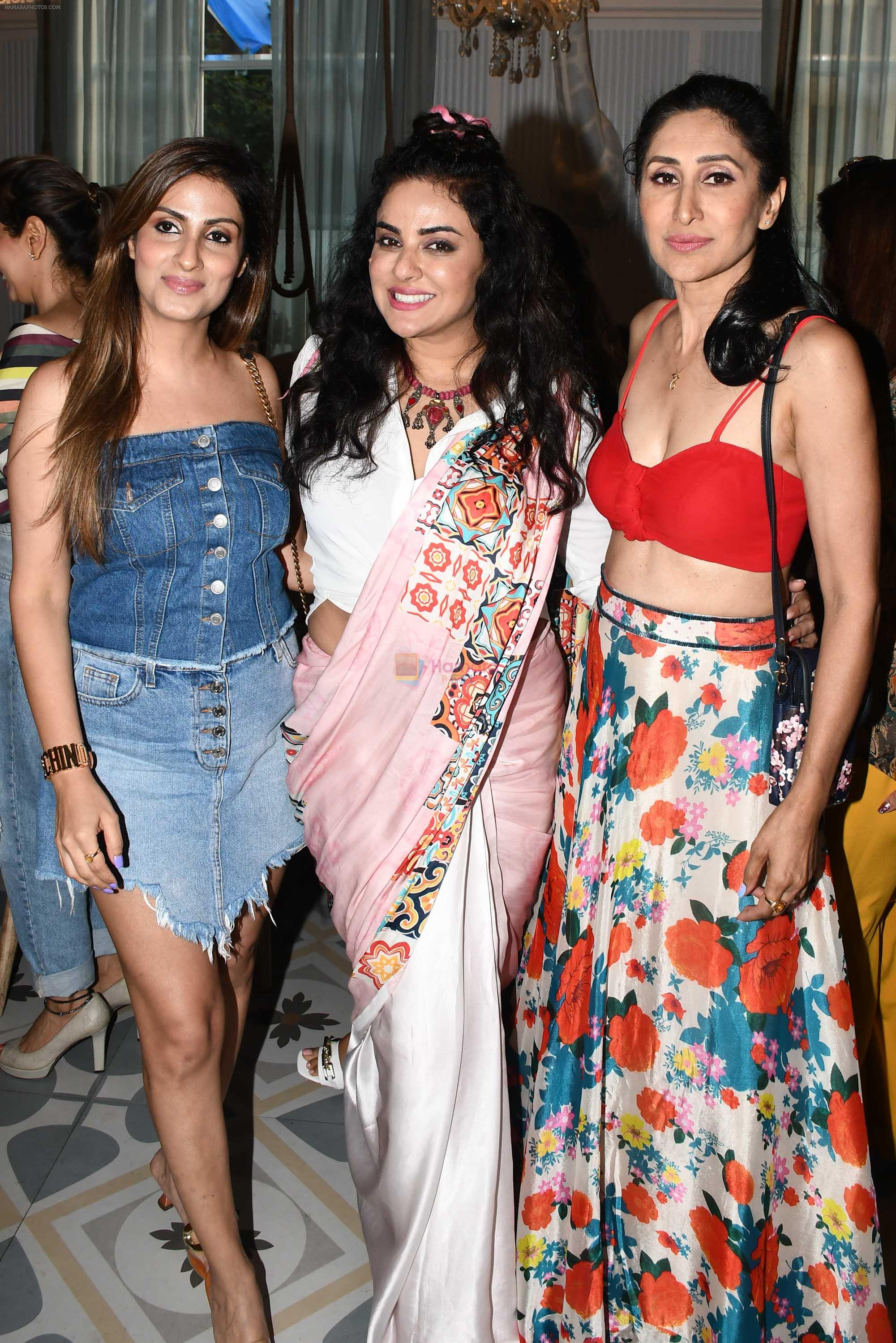Teejay Sidhu, Sara Afreen Khan to celebrate Mother�s Day 2023 in style this year on 10th May 2023
