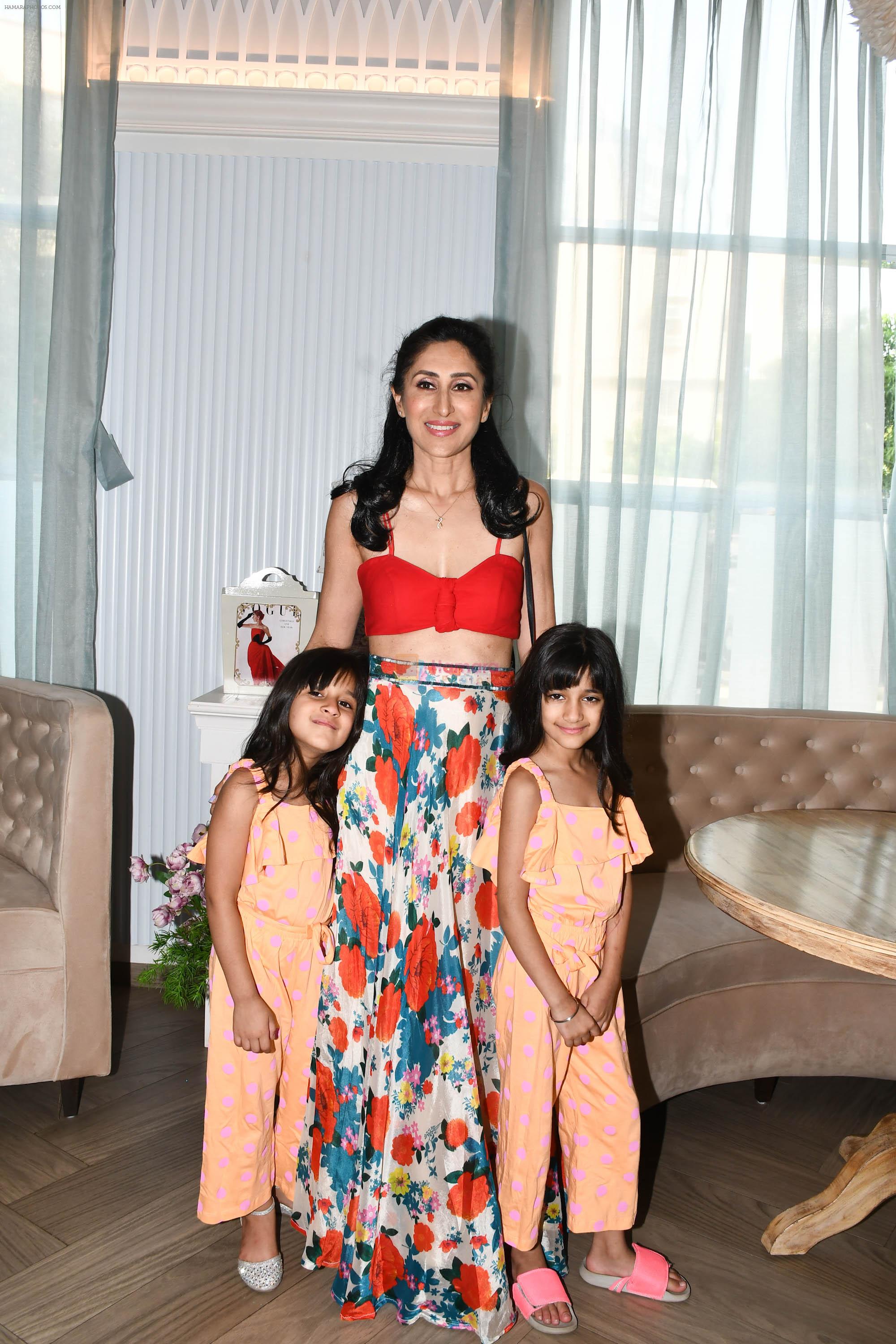 Teejay Sidhu to celebrate Mother�s Day 2023 in style this year on 10th May 2023