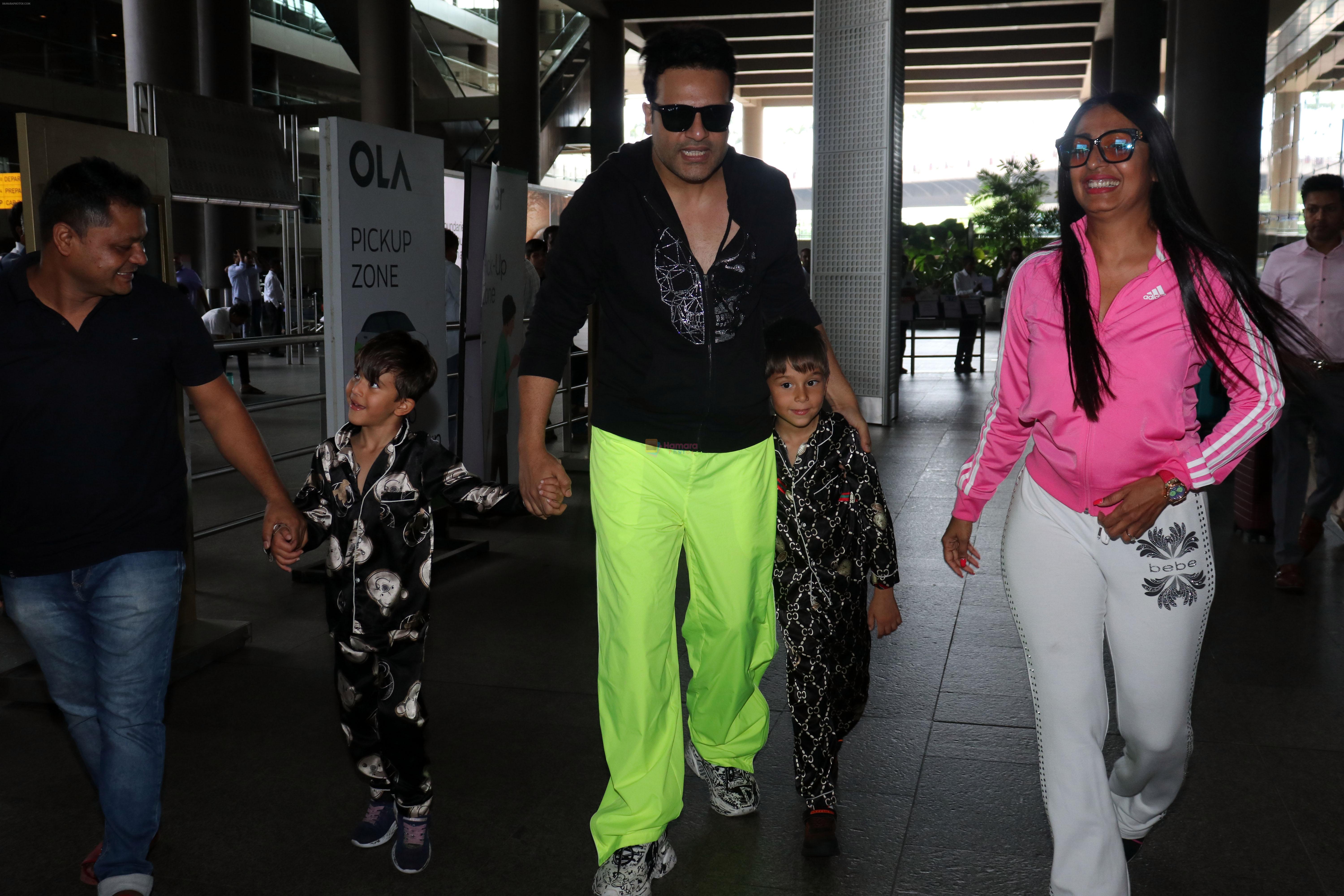 Krushna Abhishek and Kashmera Shah with children Rayaan and Krishaang