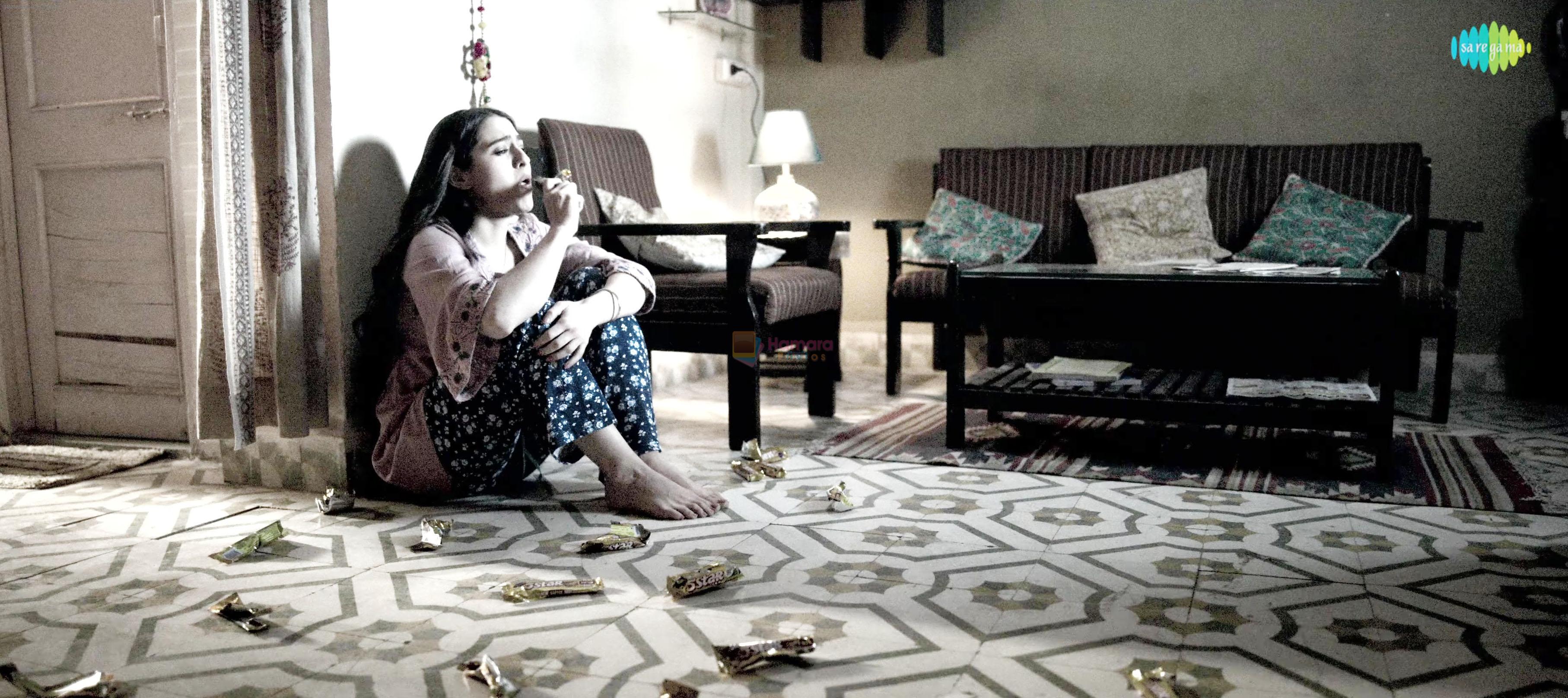 Saanjha Song Stills of Movie Zara Hatke Zara Bachke