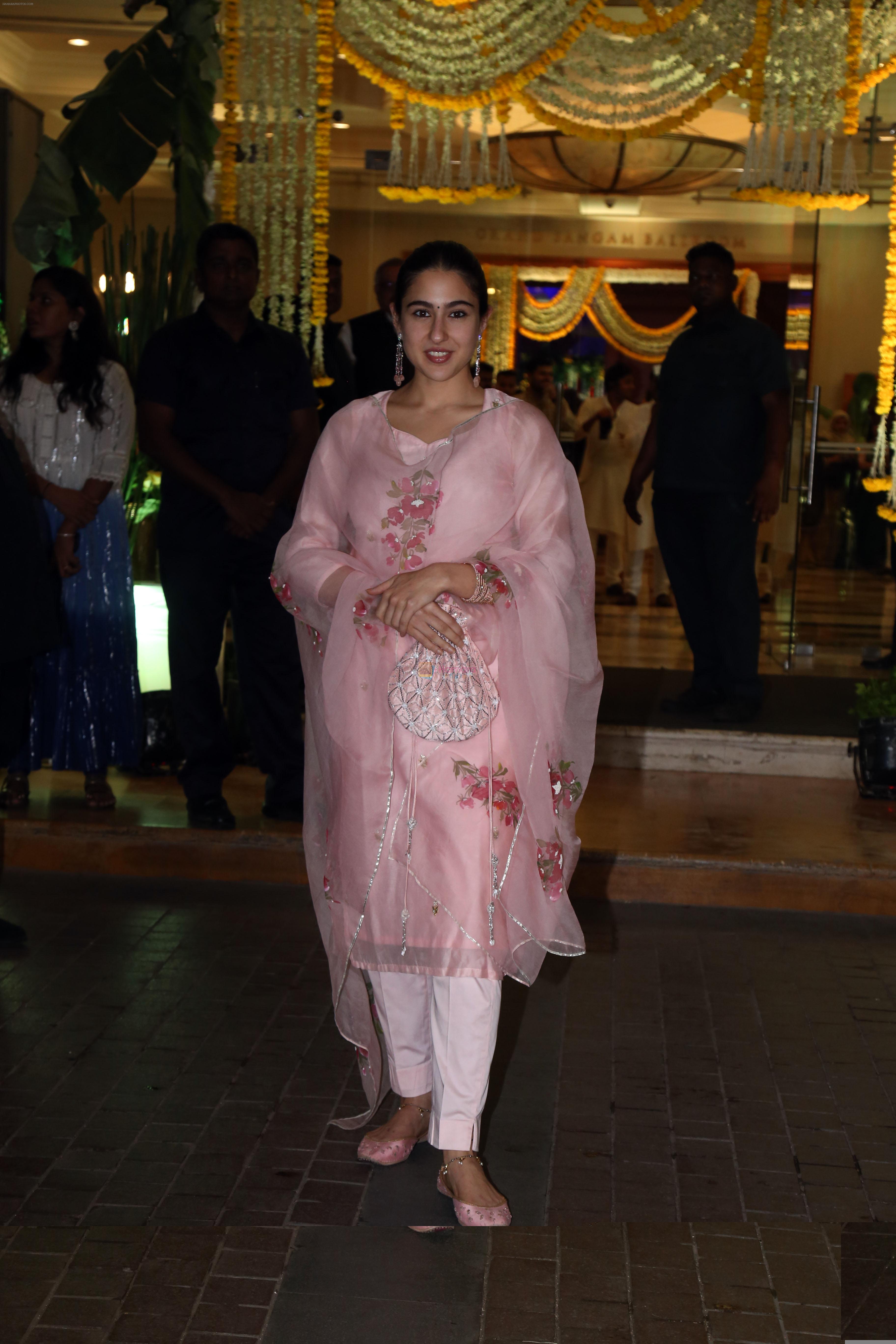 Sara Ali Khan at Madhu Mantena and Ira Trivedi wedding ceremony on 11 ...