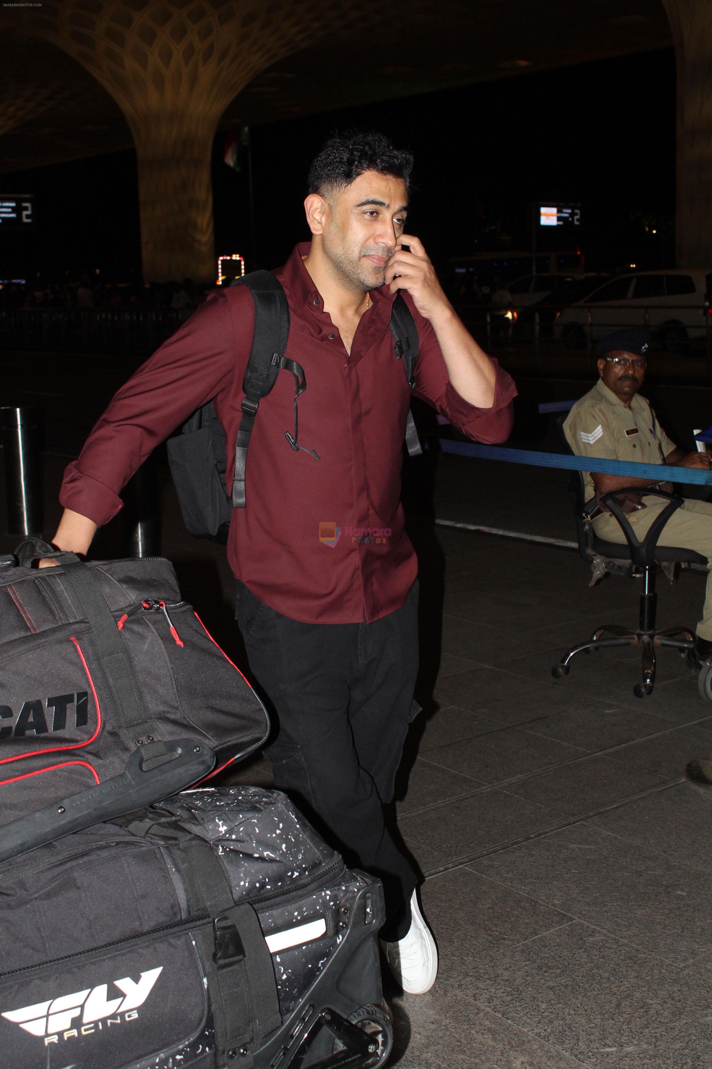 Amit Sadh spotted at the airport on 14 Jun 2023