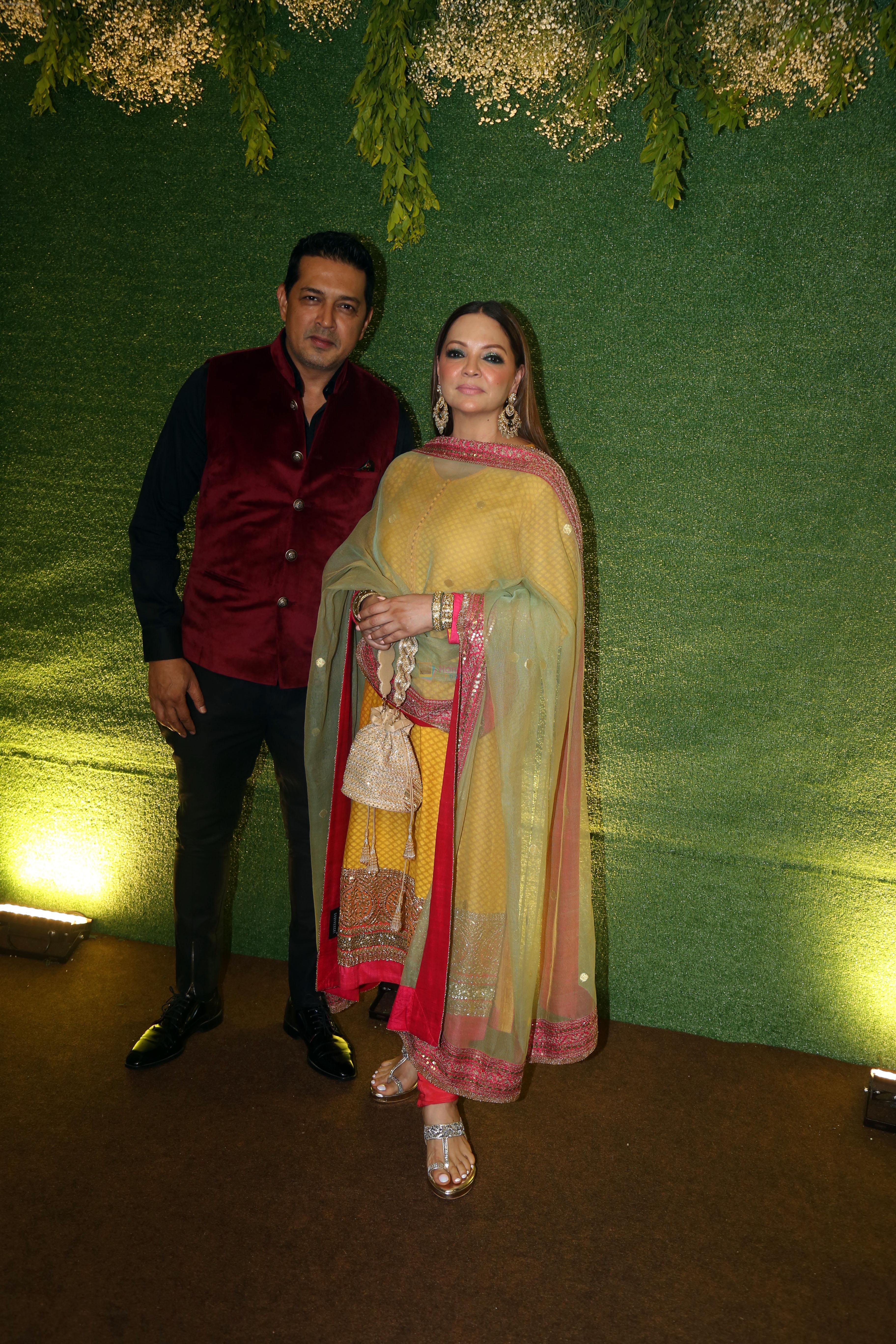 Deanne Pandey pose for camera after the sangeet function on 16 Jun 2023