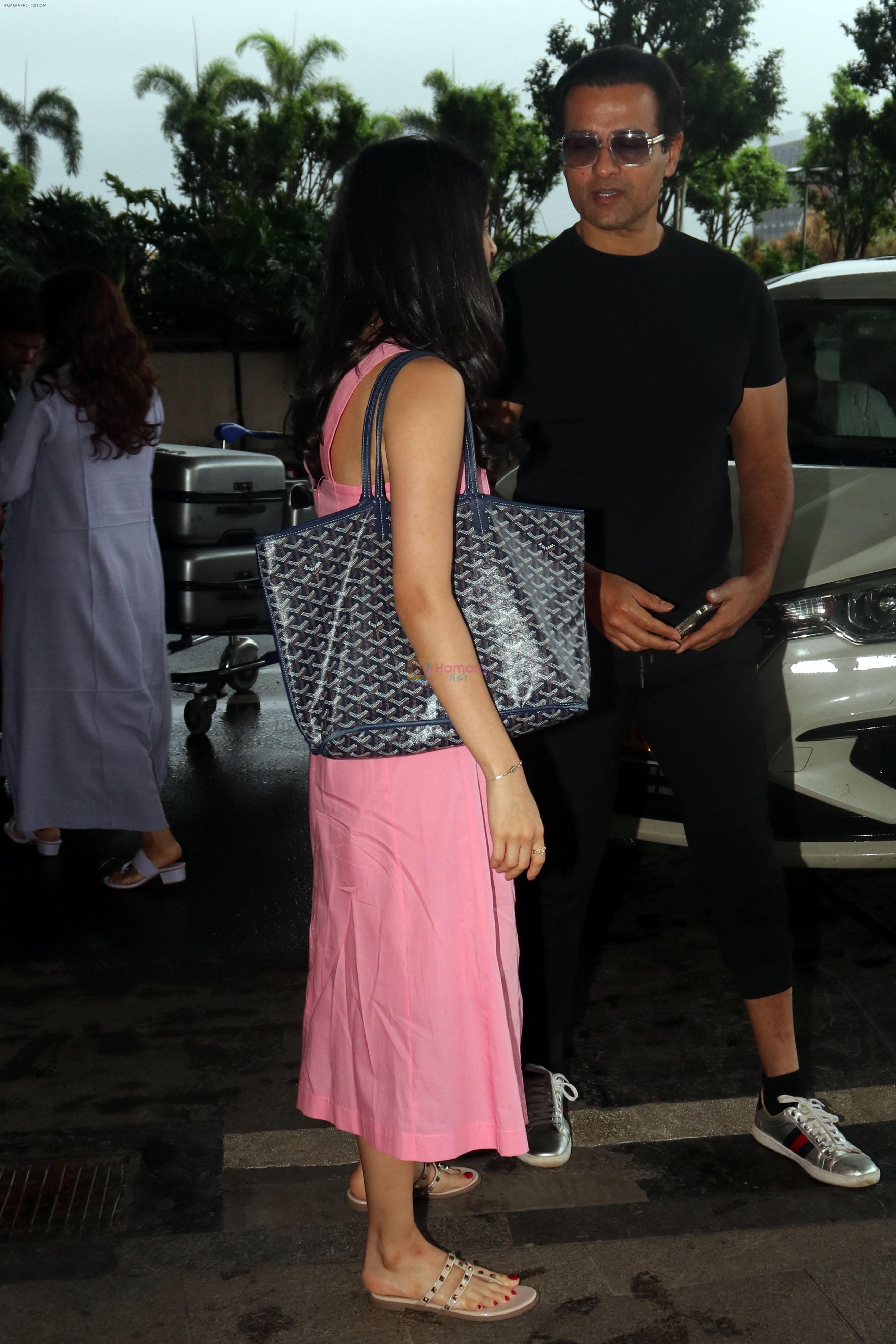 Rohit Roy with  daughter Kiara Bose Roy seen at the airport on 28 Jun 2023