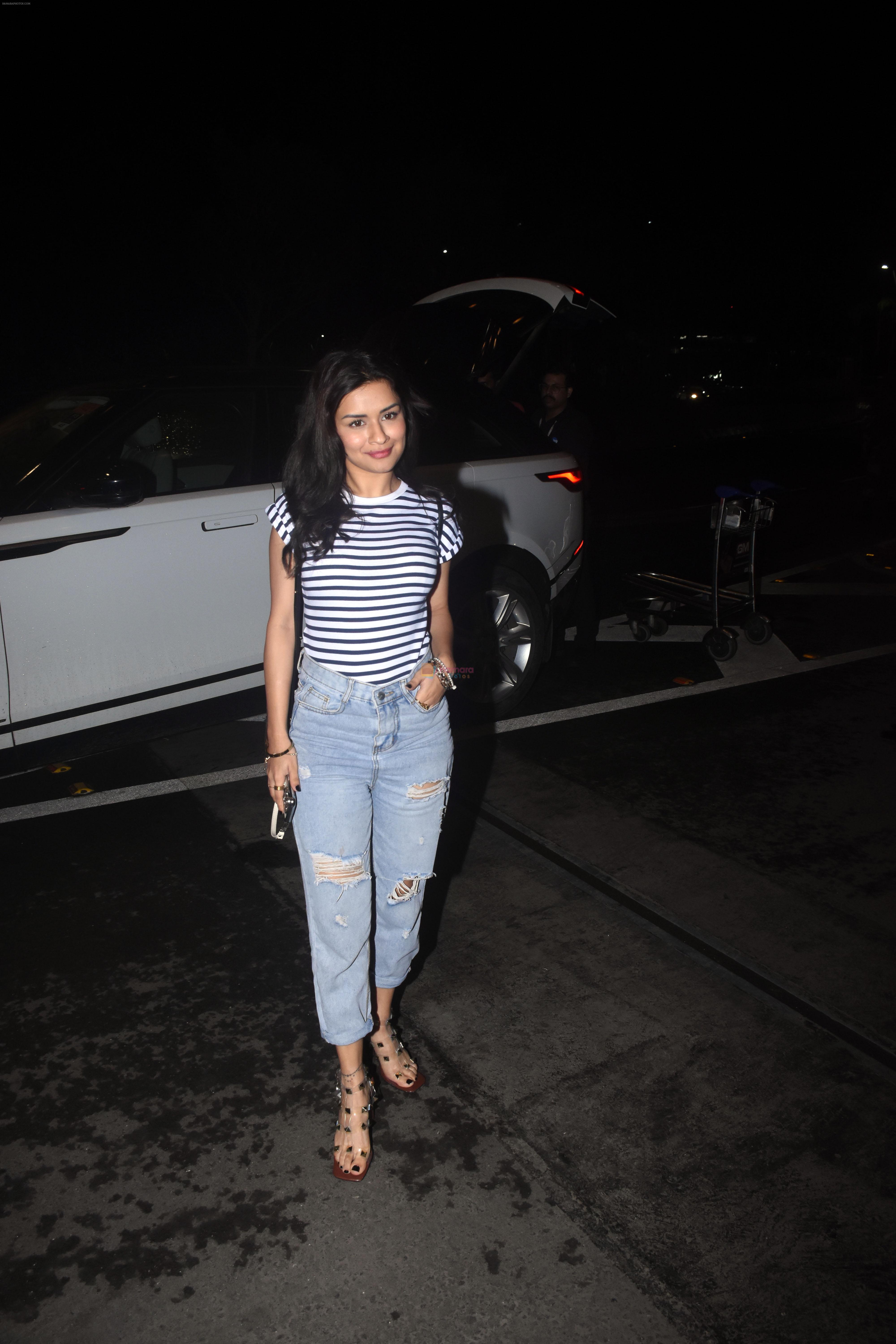 Avneet Kaur dressed in shredded jeans seen at the airport on 1 July 2023