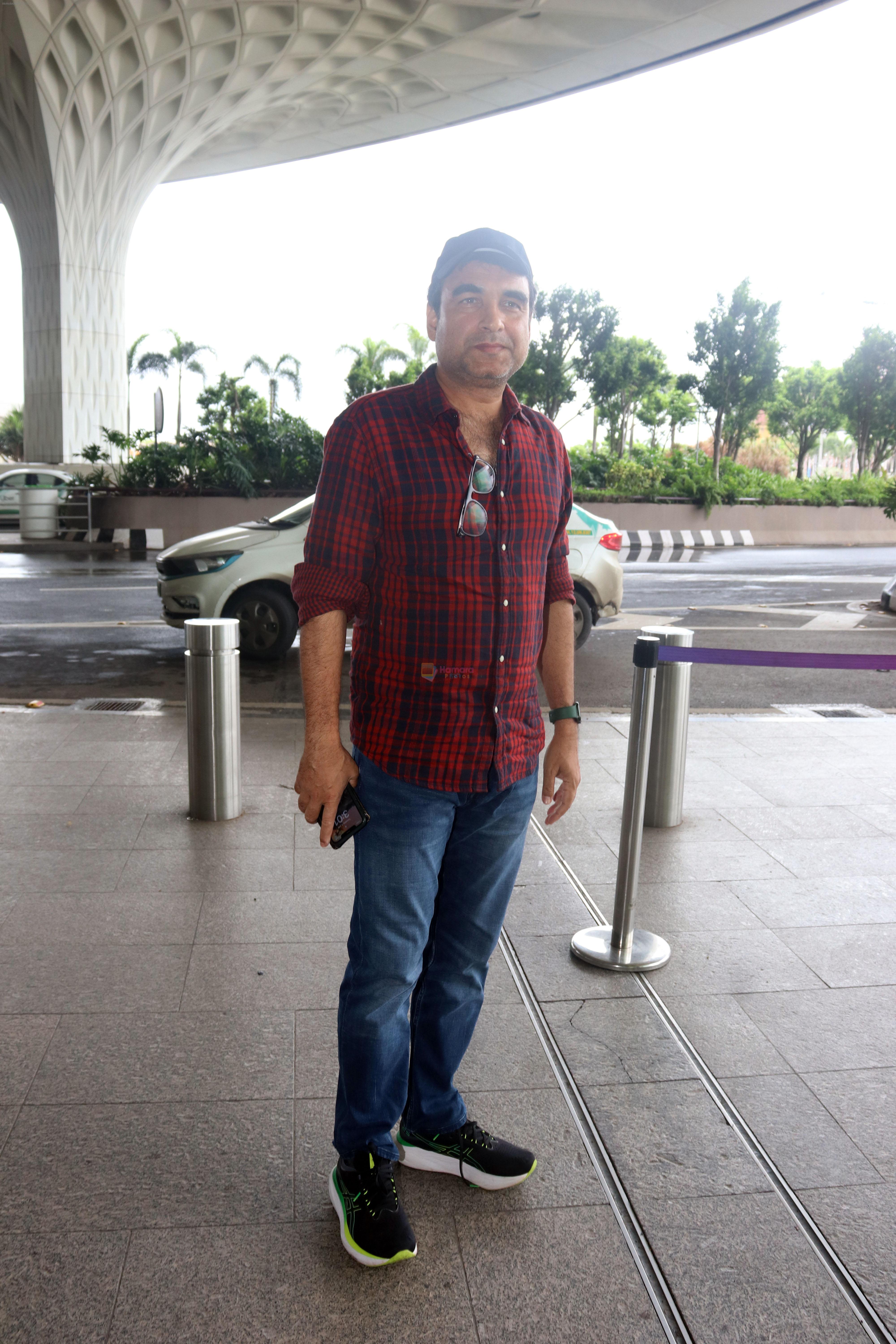 Pankaj Tripathi seen at the airport on 4 July 2023