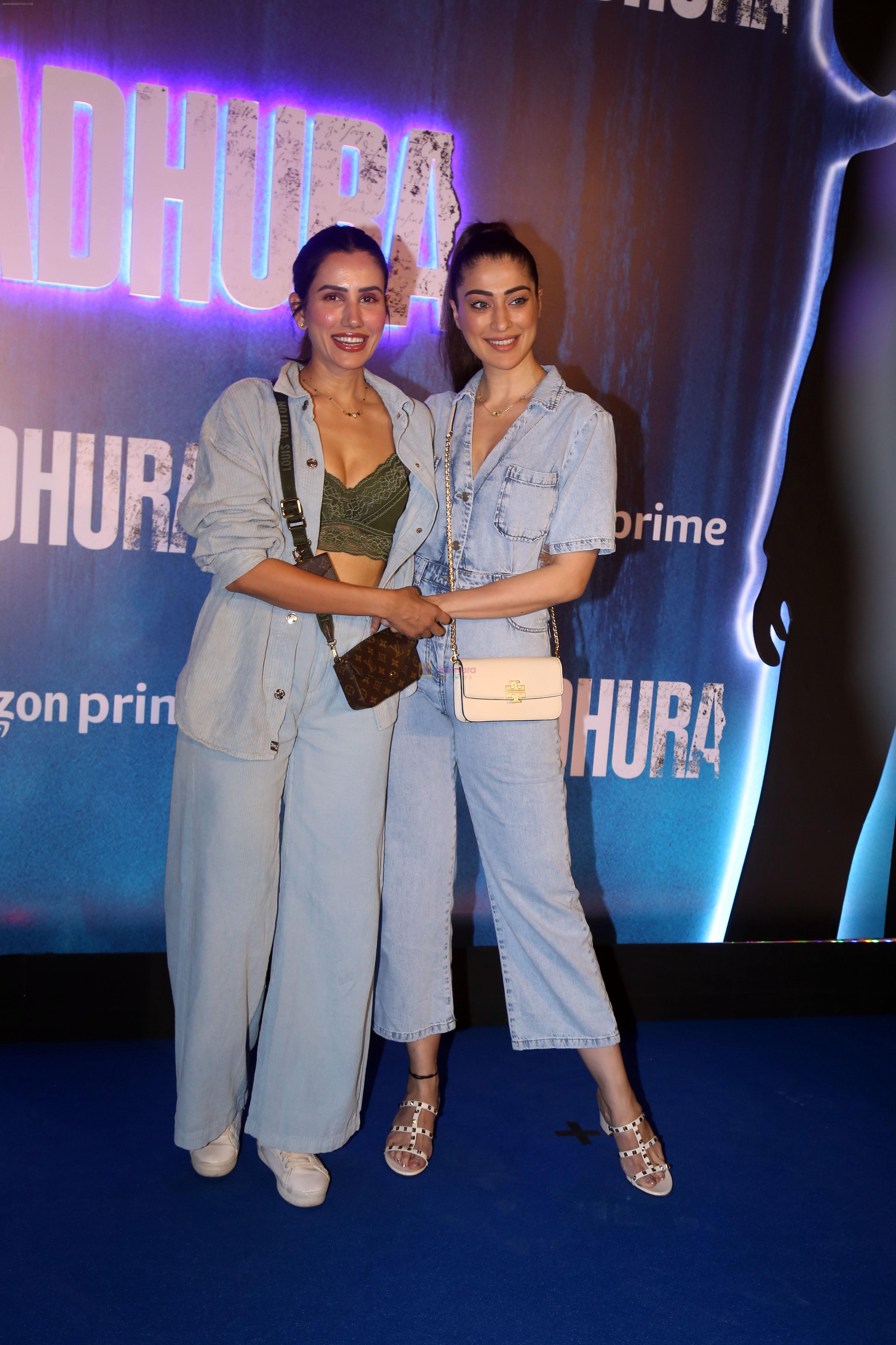 Sonnalli Seygall, Raai Laxmi at the Screening of Horror Series Adhura on 6 July 2023