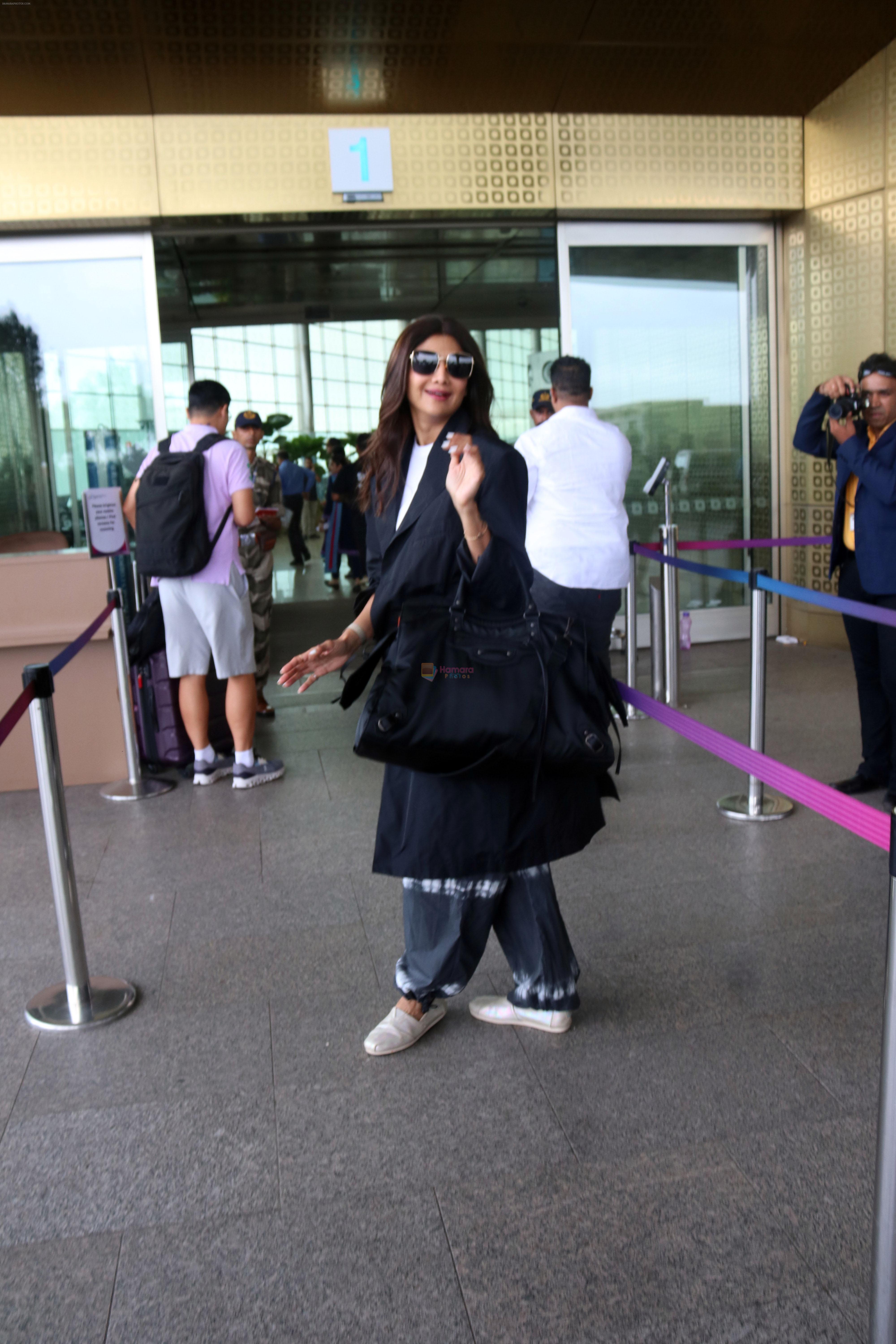Shilpa Shetty seen at the airport on 7 July 2023