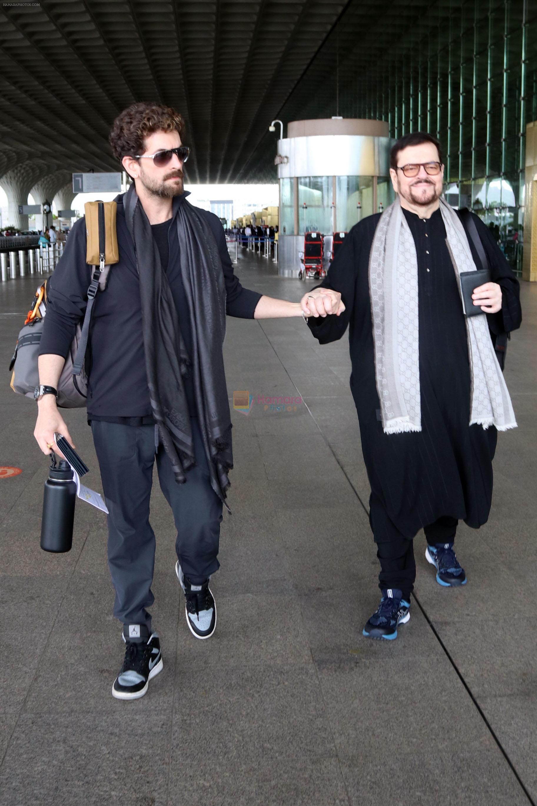 Neil Nitin Mukesh, Nitin Mukesh seen at the airport on 7 July 2023