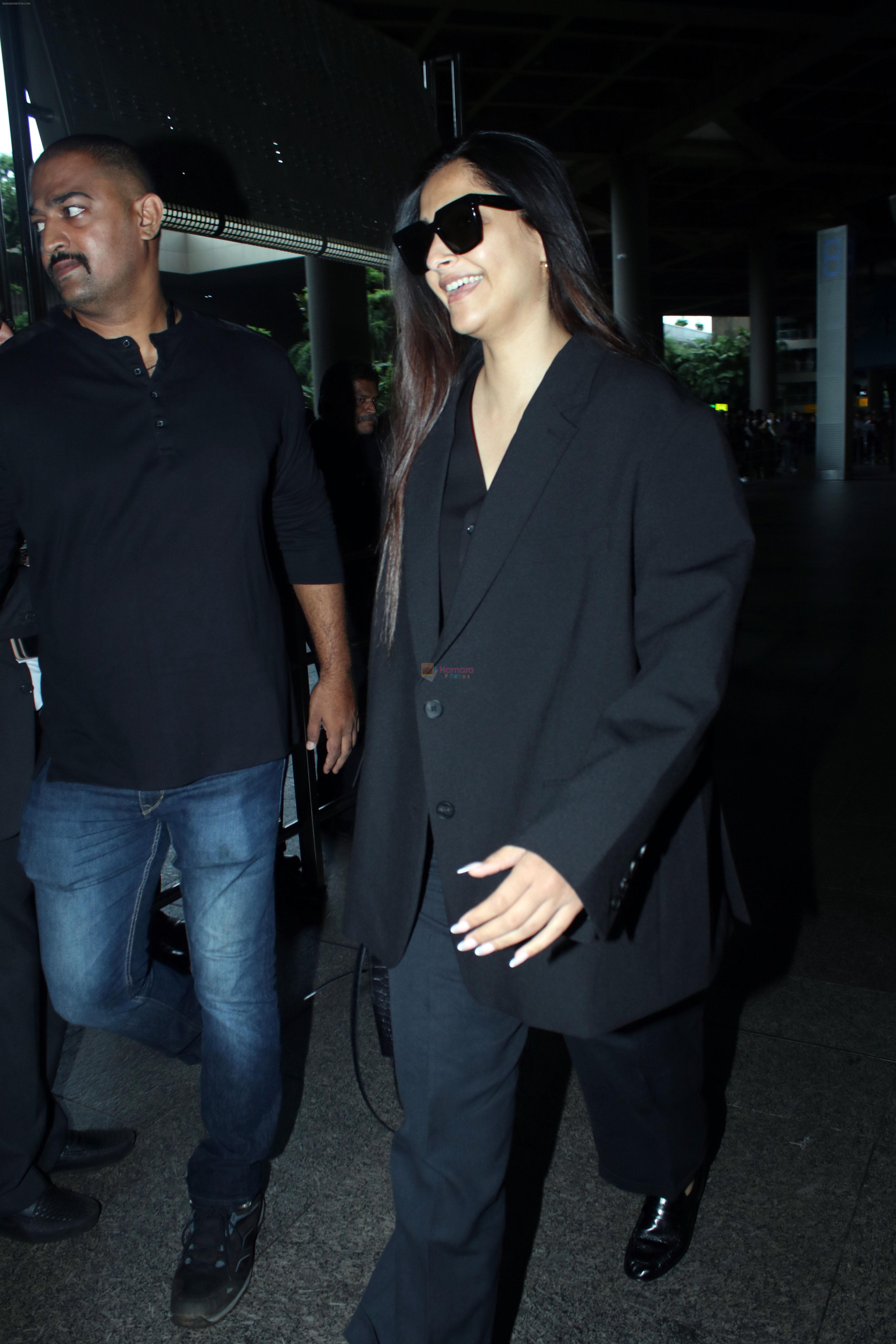 Sonam Kapoor seen at the airport on 17 July 2023