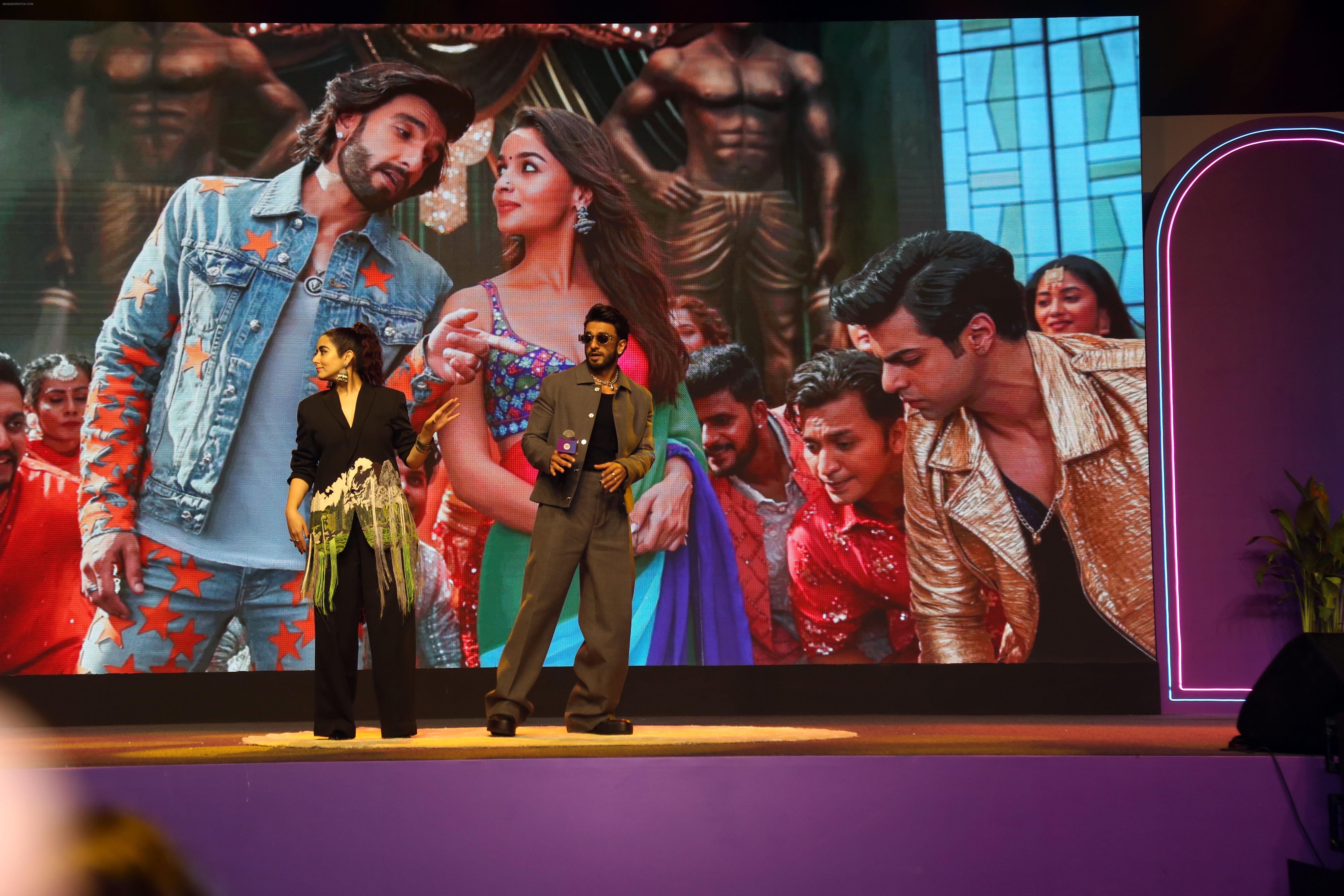 Jonita Gandhi, Ranveer Singh at the movie Rocky Aur Rani Kii Prem Kahaani musical evening with Spotify Collaboration on 21 July 2023