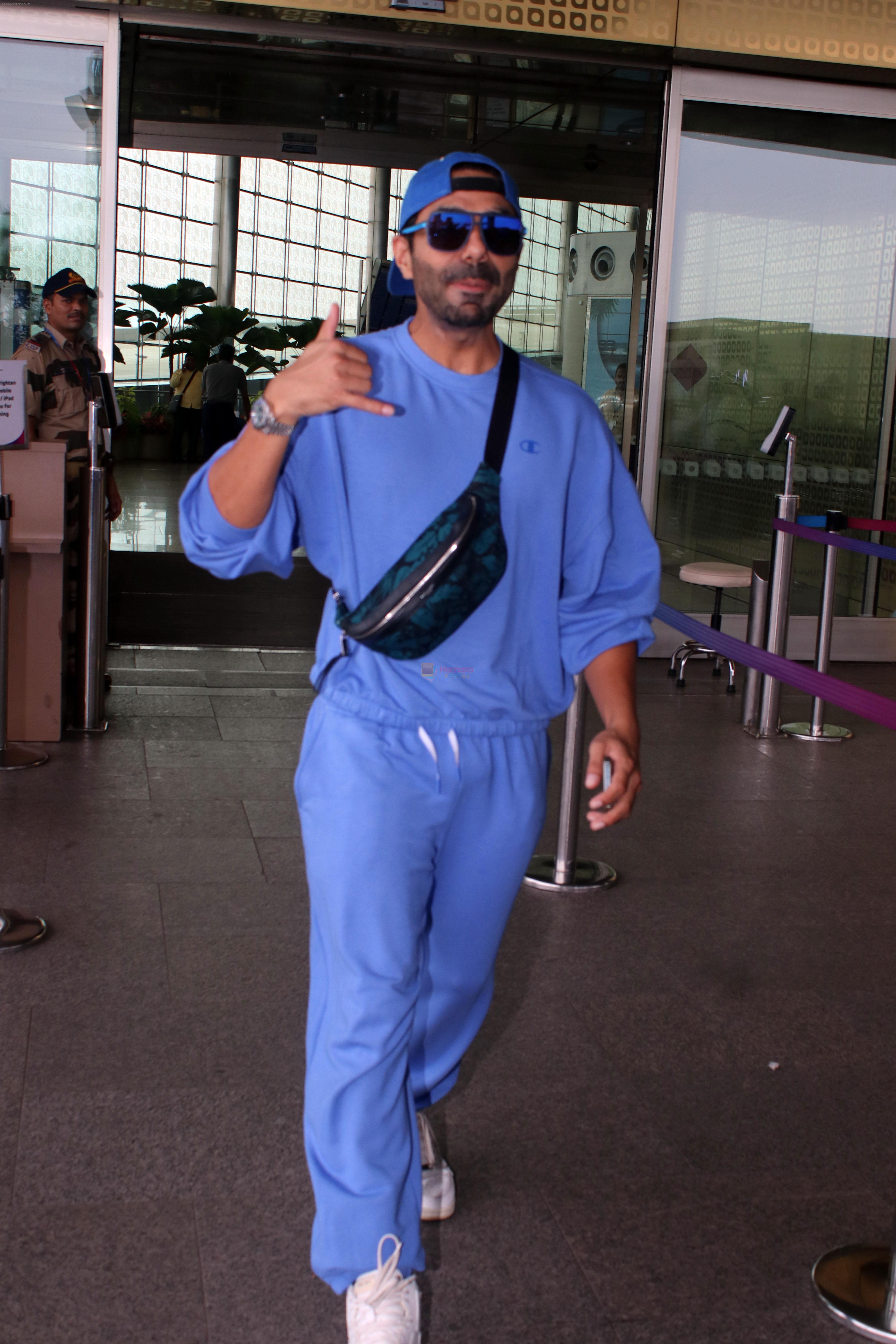 Aparshakti Khurana seen at the airport on 3rd August 2023